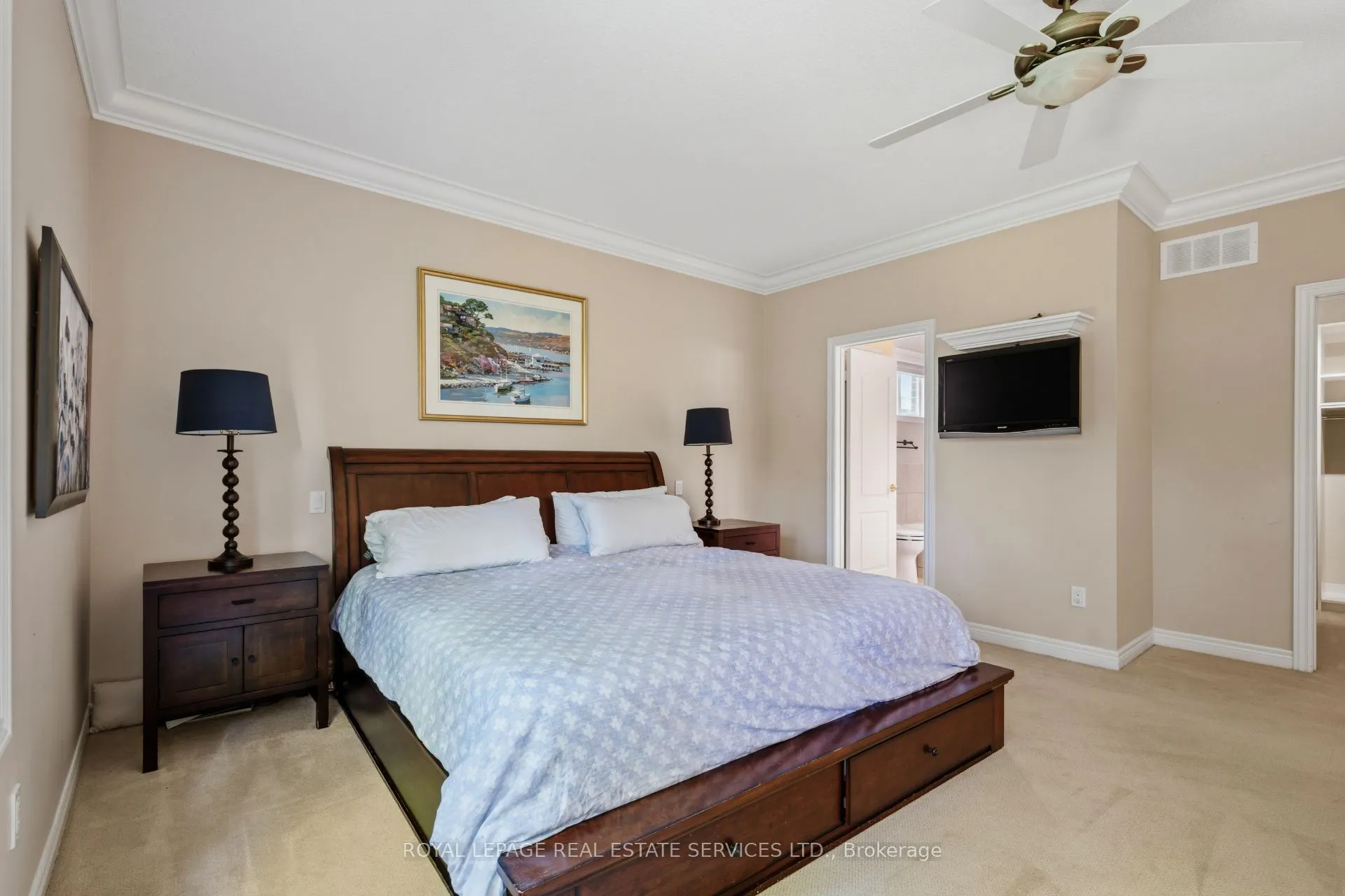 2130 Dickson Road #10