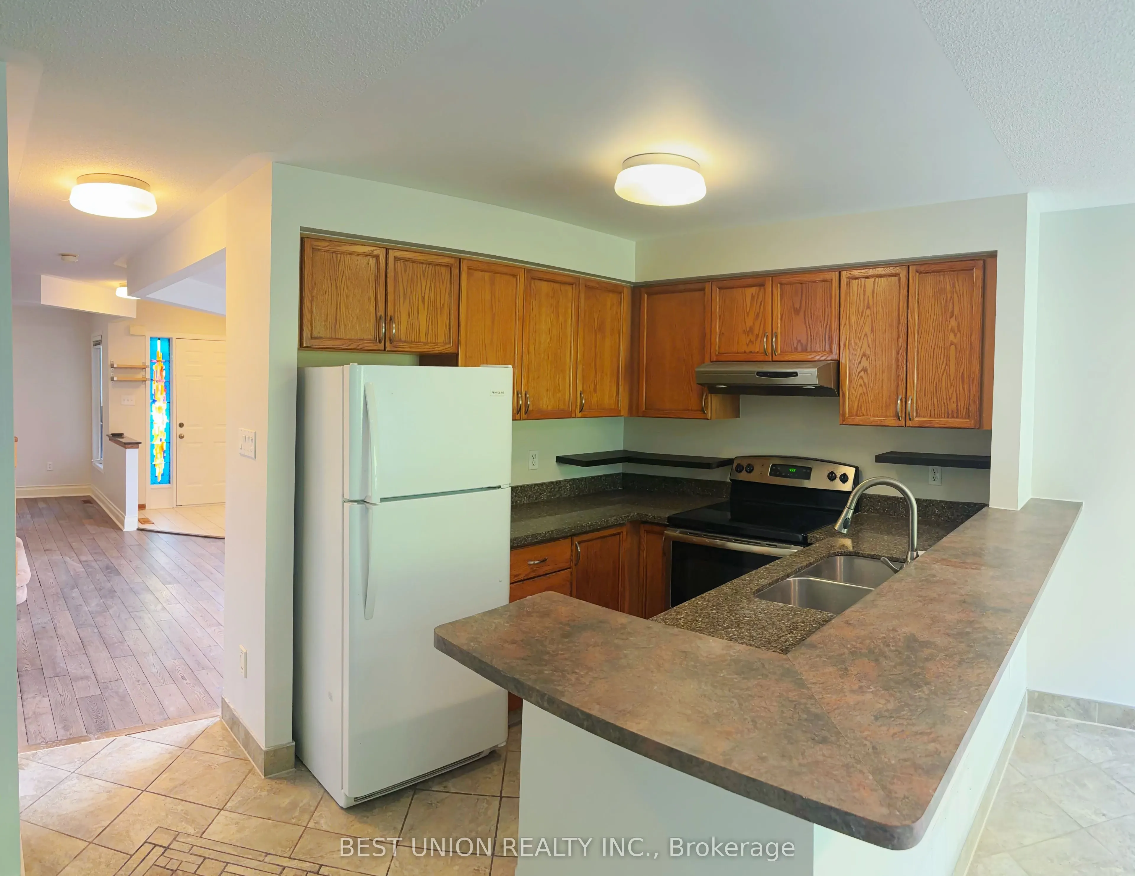 2864 Westbury Court