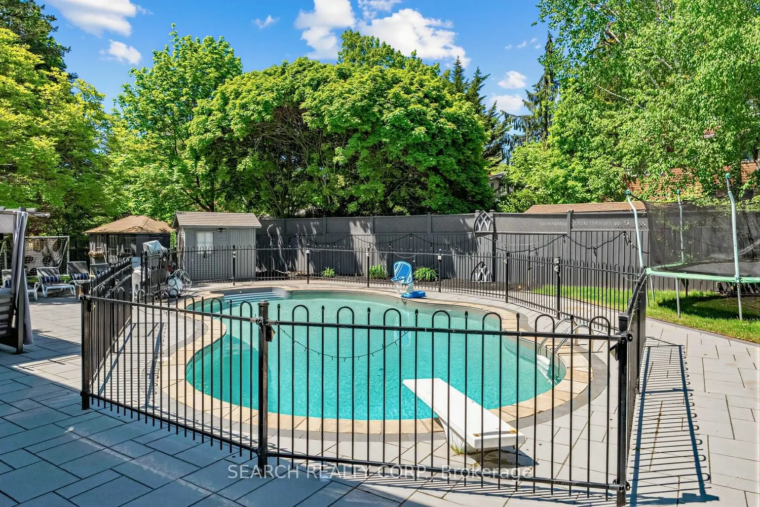 1421 Watersedge Road