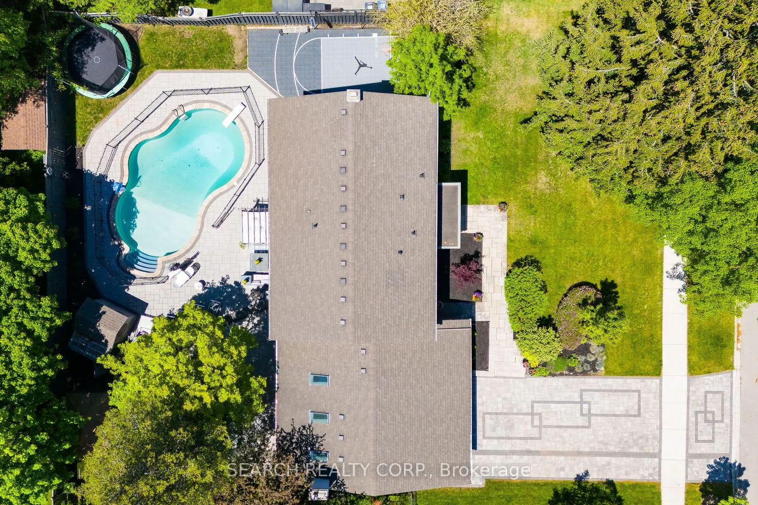 1421 Watersedge Road