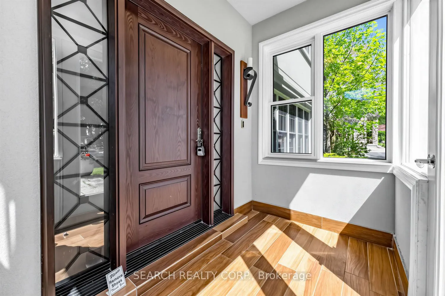 1421 Watersedge Road
