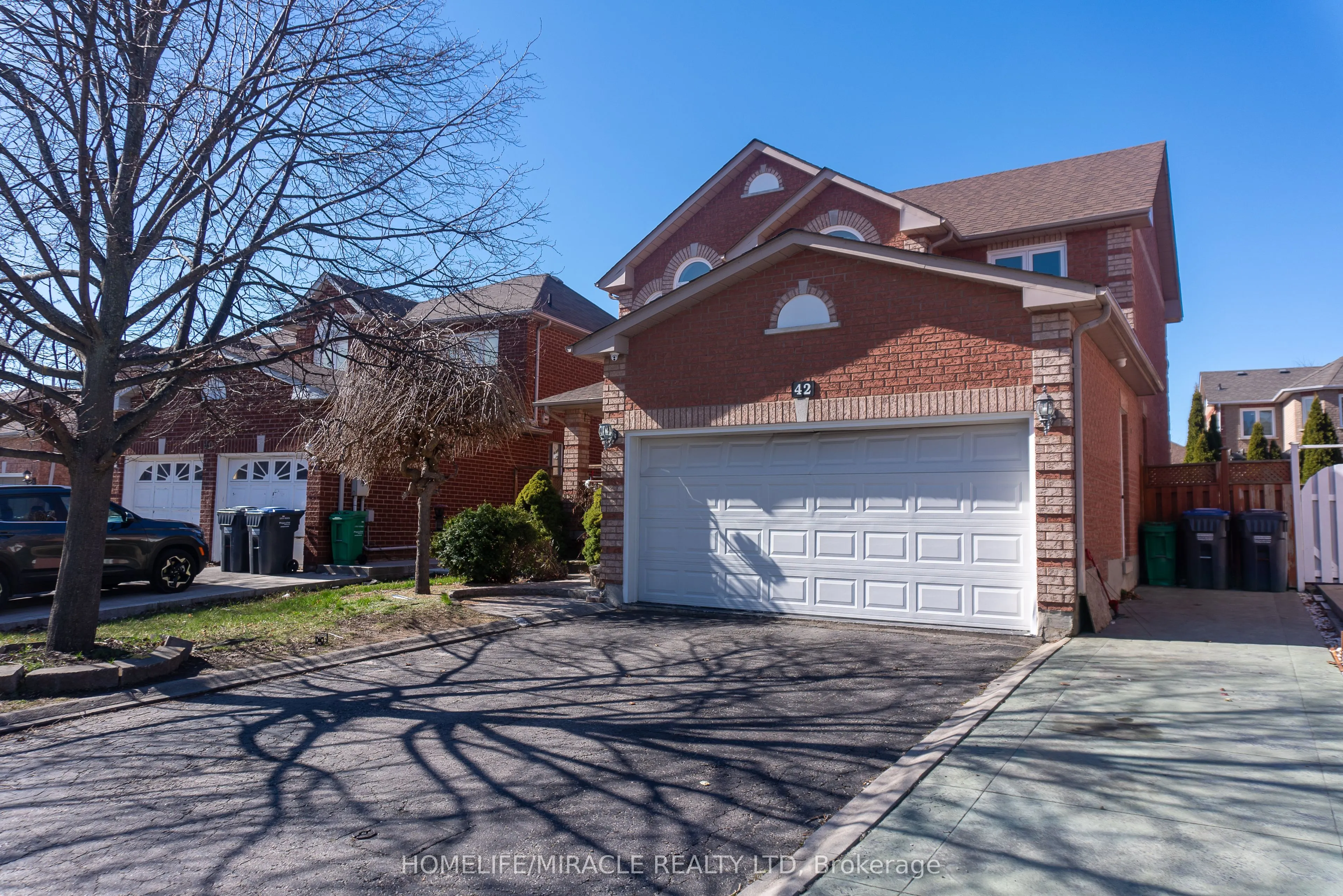 42 Lockwood Road #Upper