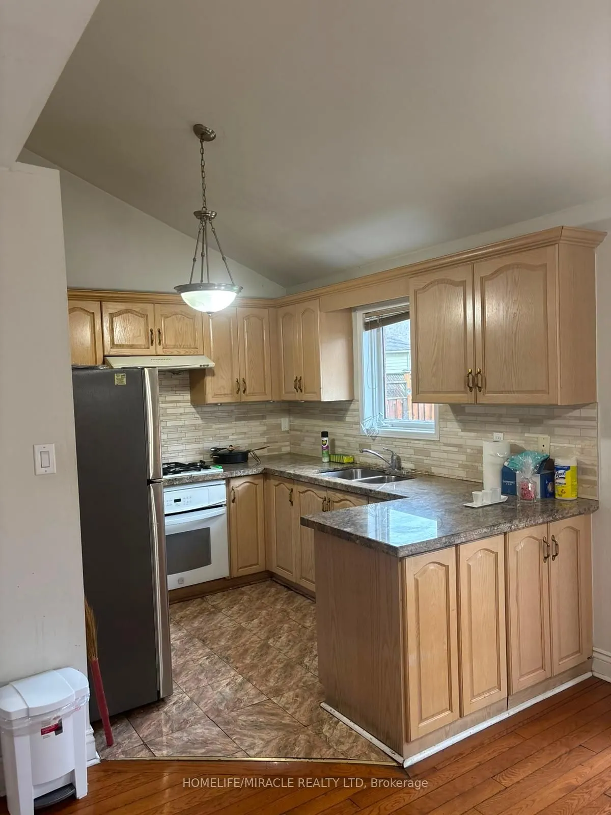 42 Lockwood Road #Upper