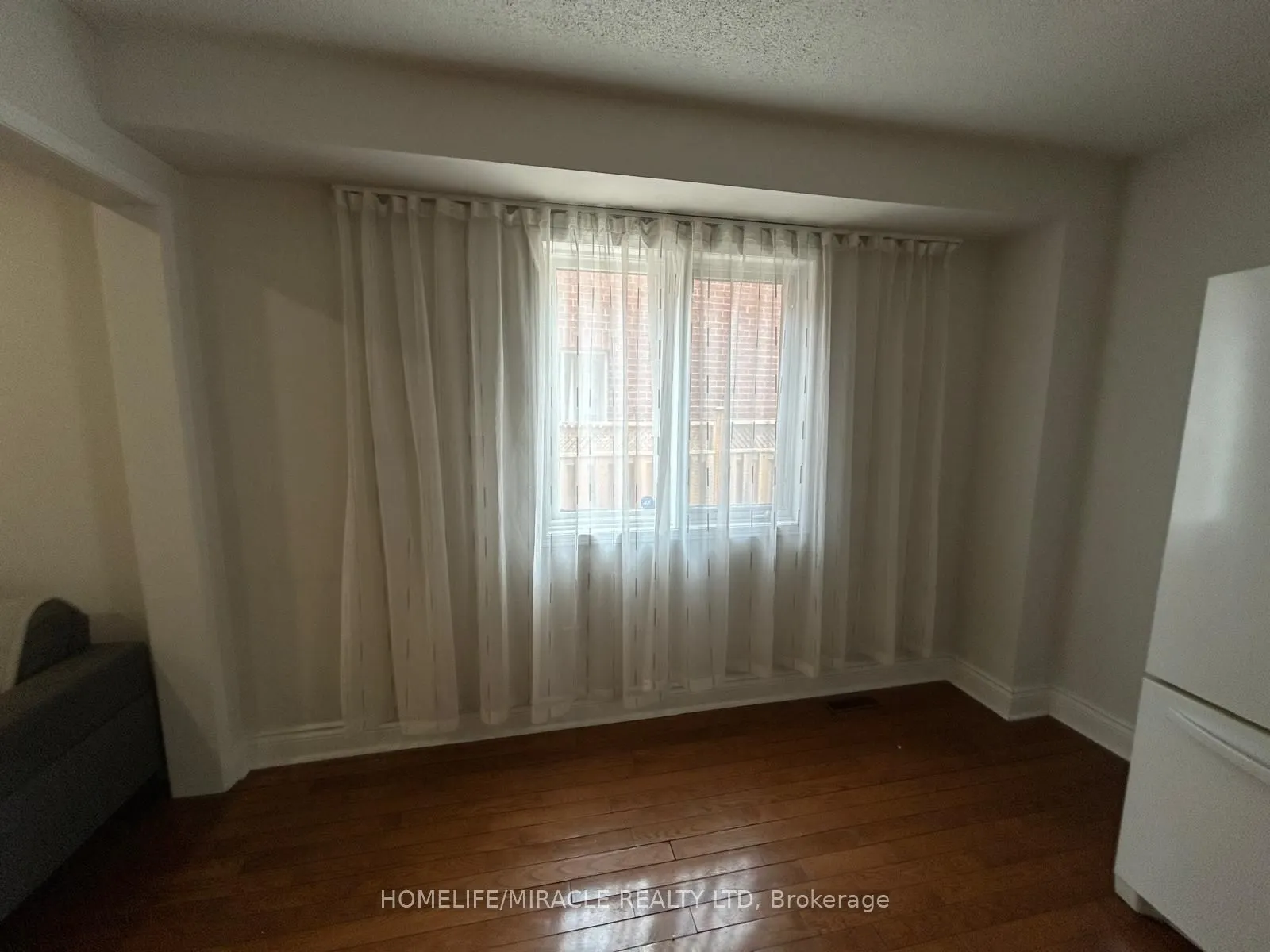 42 Lockwood Road #Upper