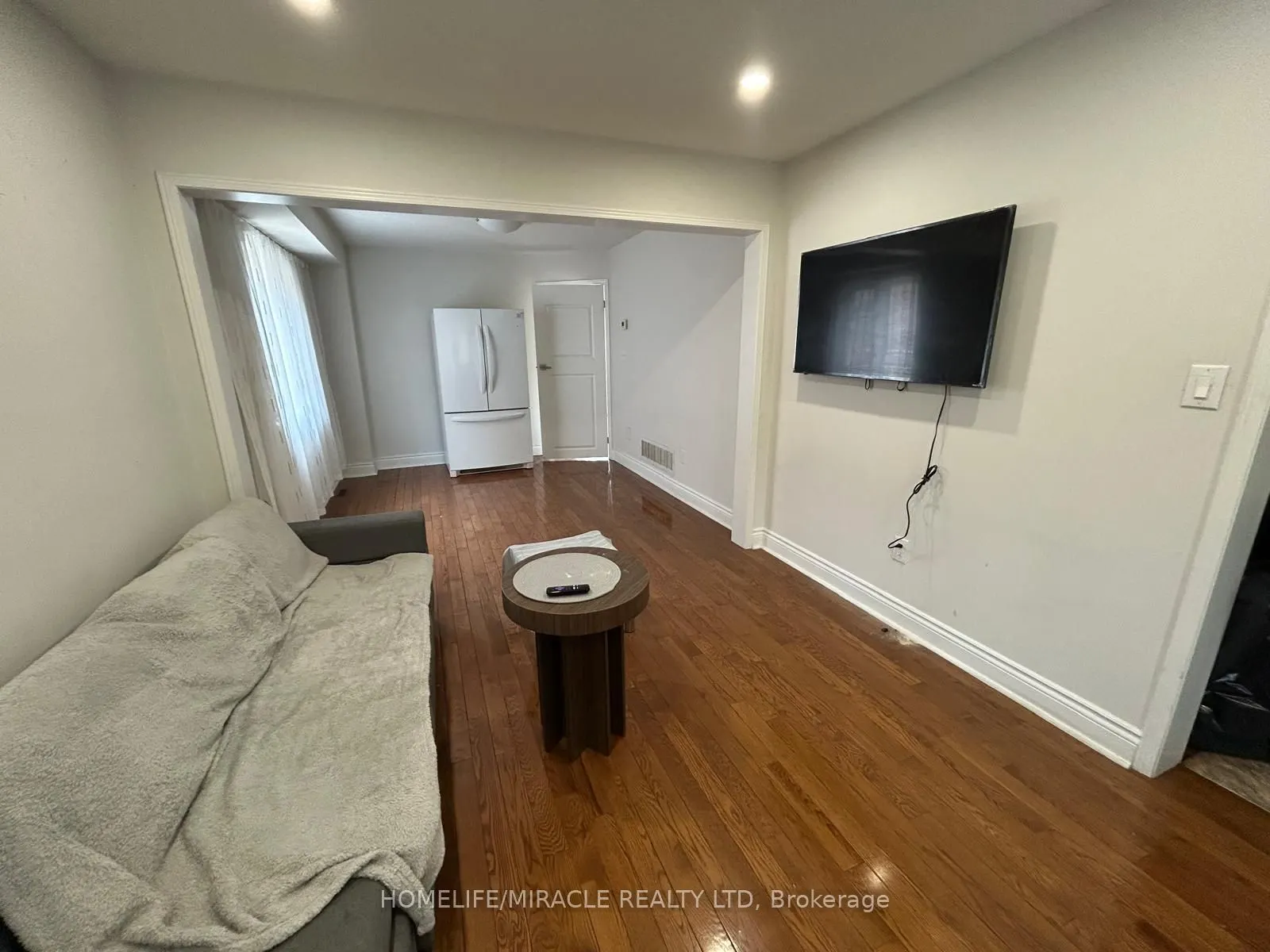 42 Lockwood Road #Upper