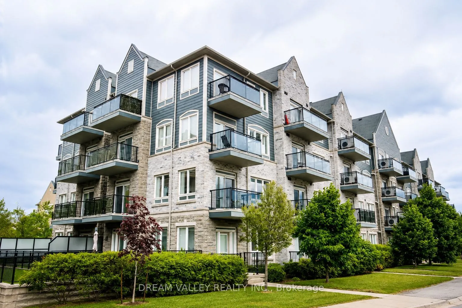 3075 Thomas Street #310