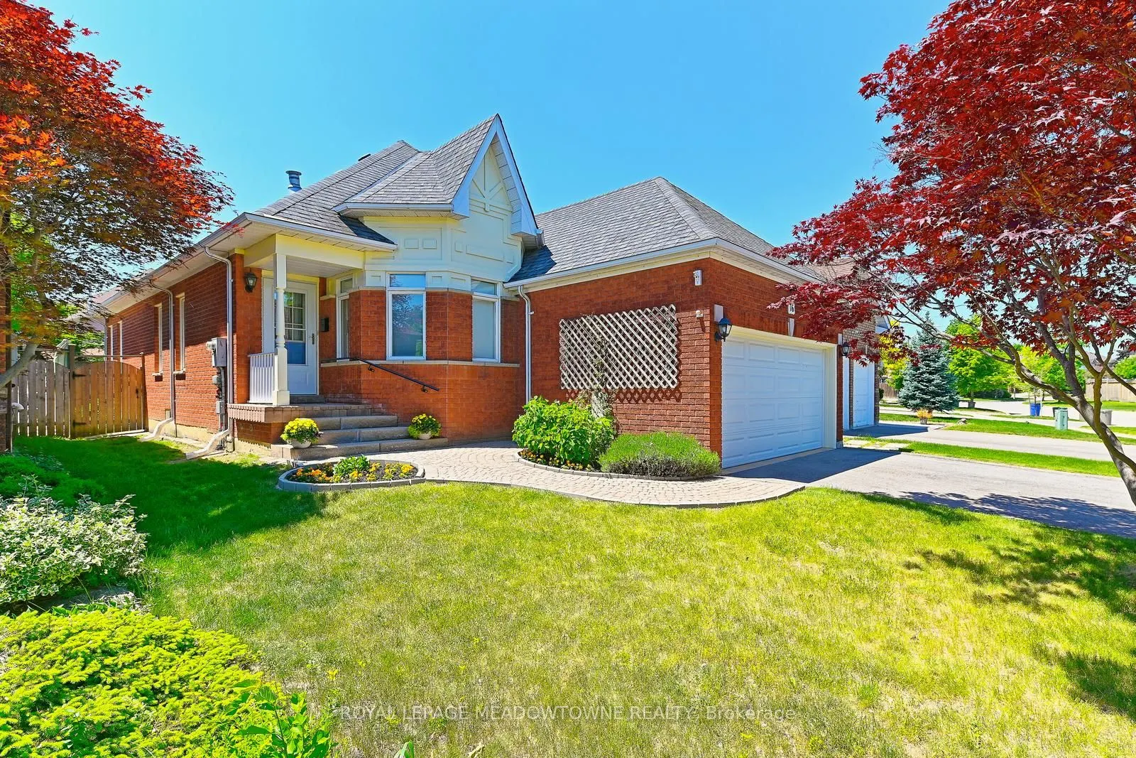 16 Harrop Avenue