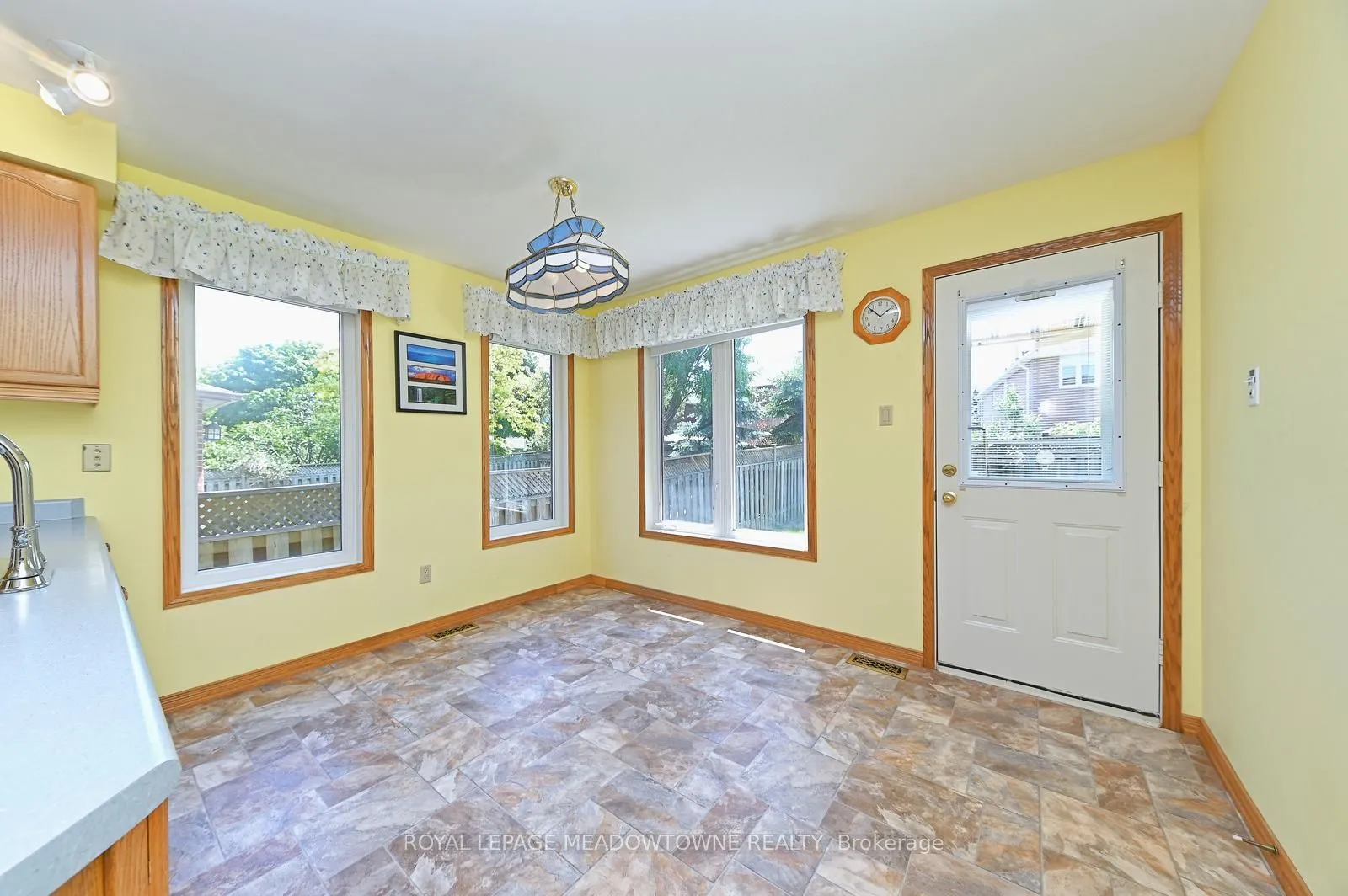 16 Harrop Avenue