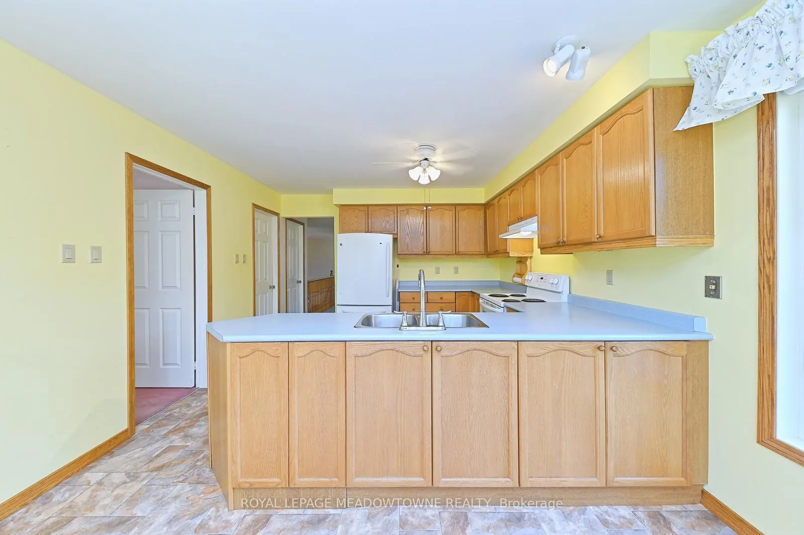 16 Harrop Avenue