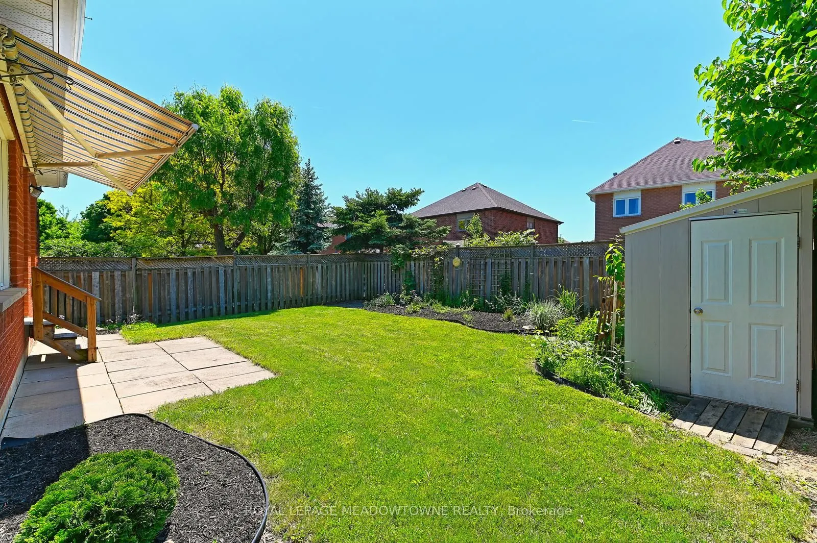 16 Harrop Avenue