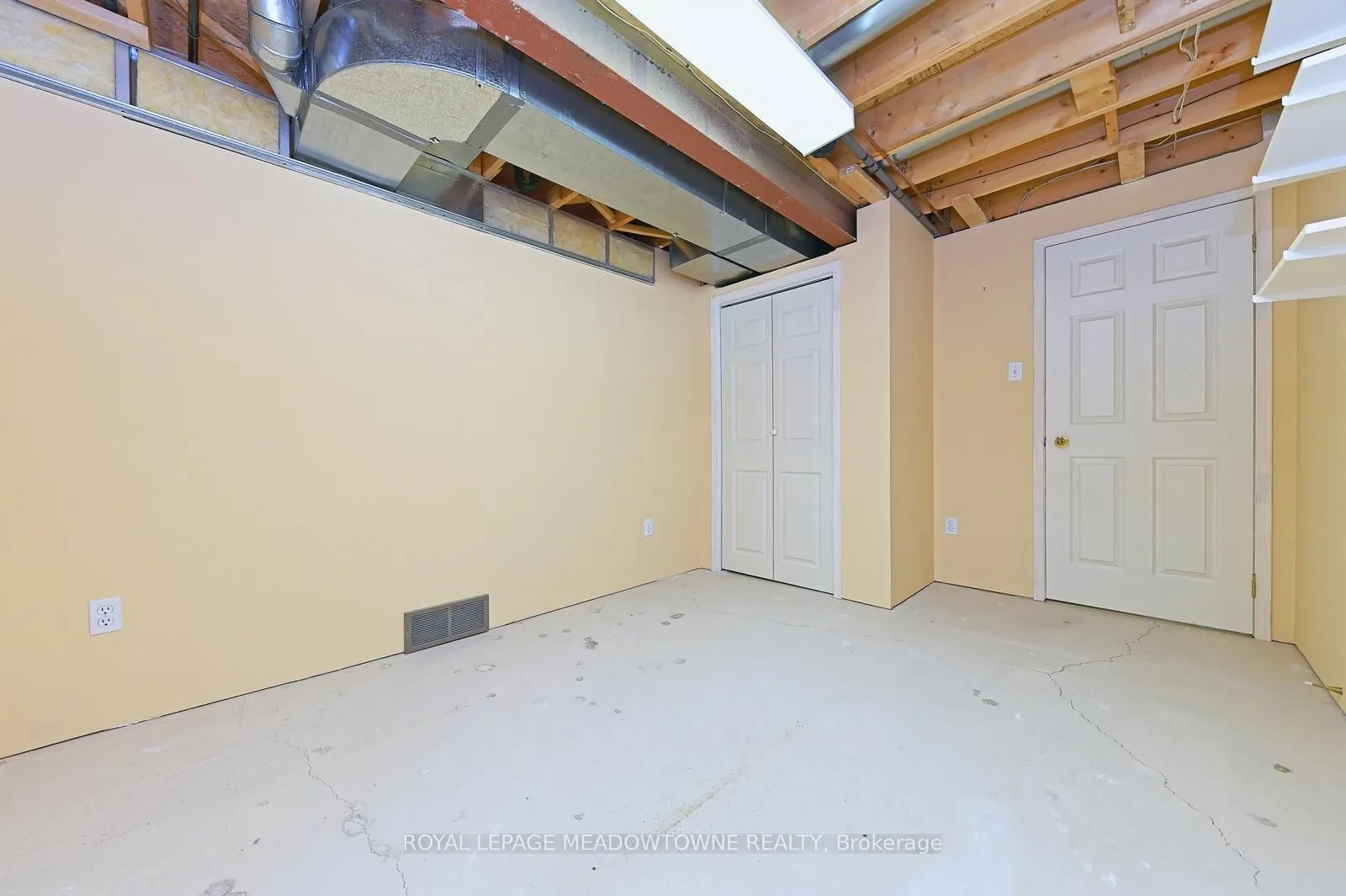 16 Harrop Avenue