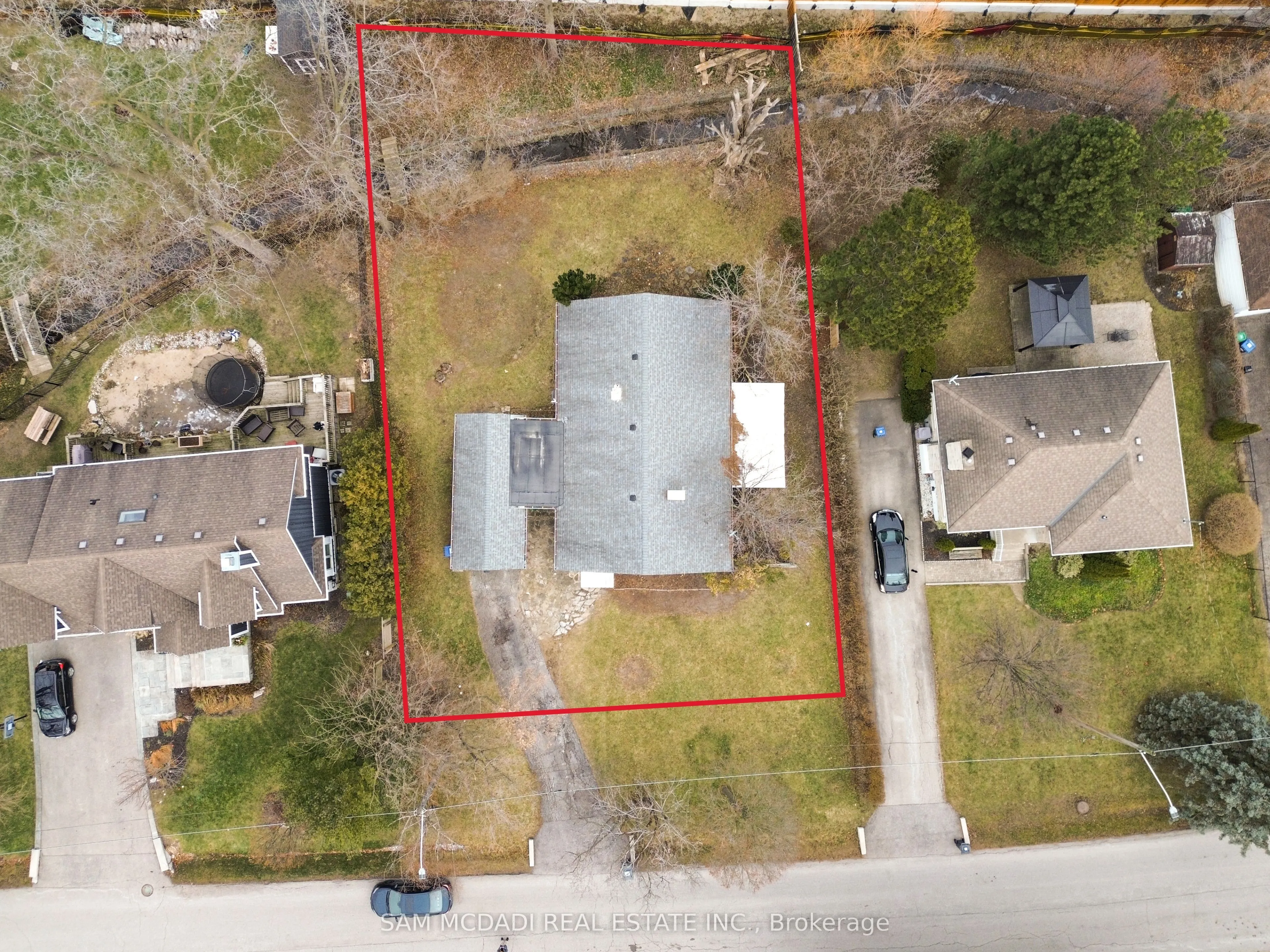 1235 Old River Road