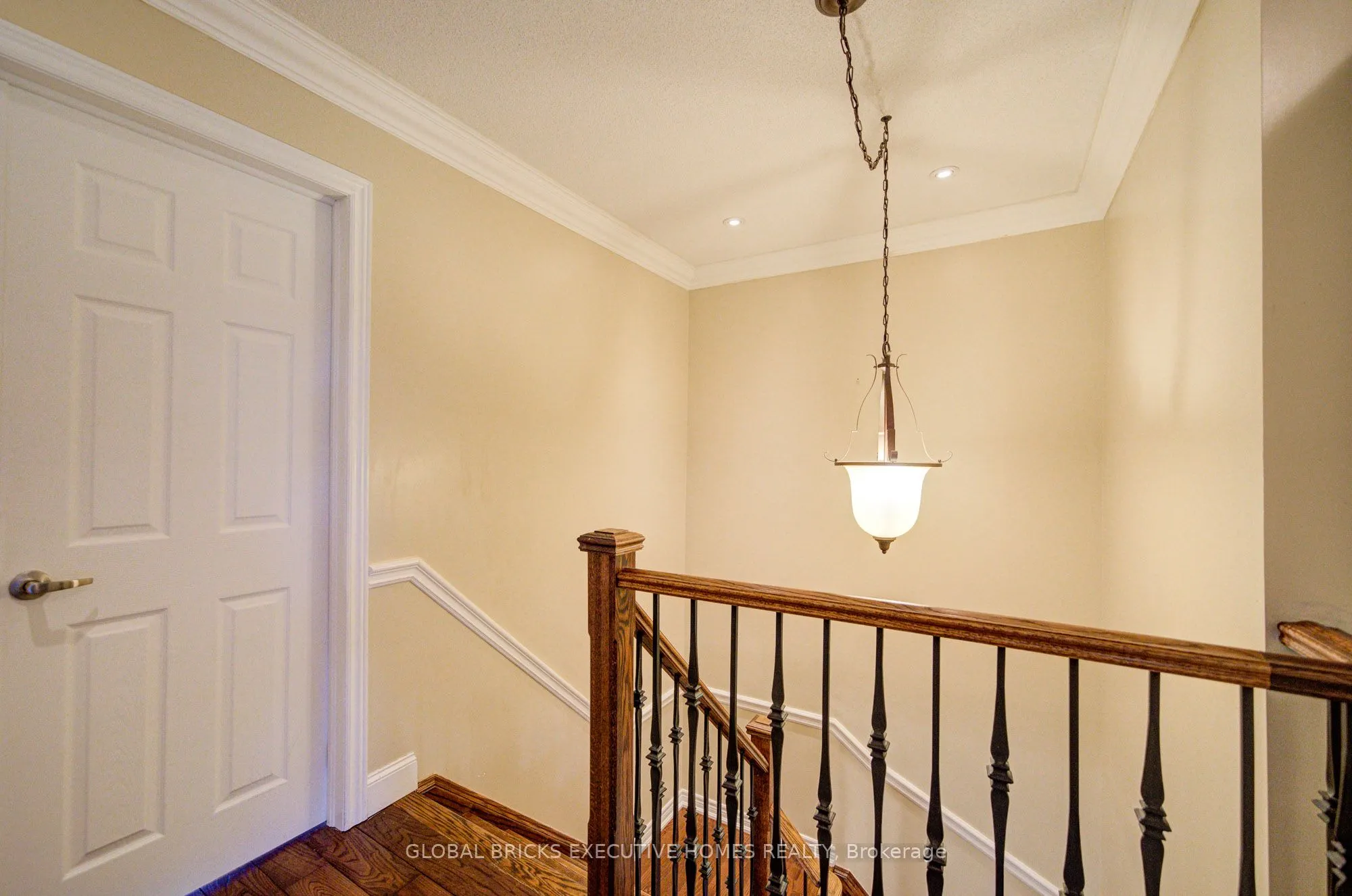 3885 Eglinton Avenue
