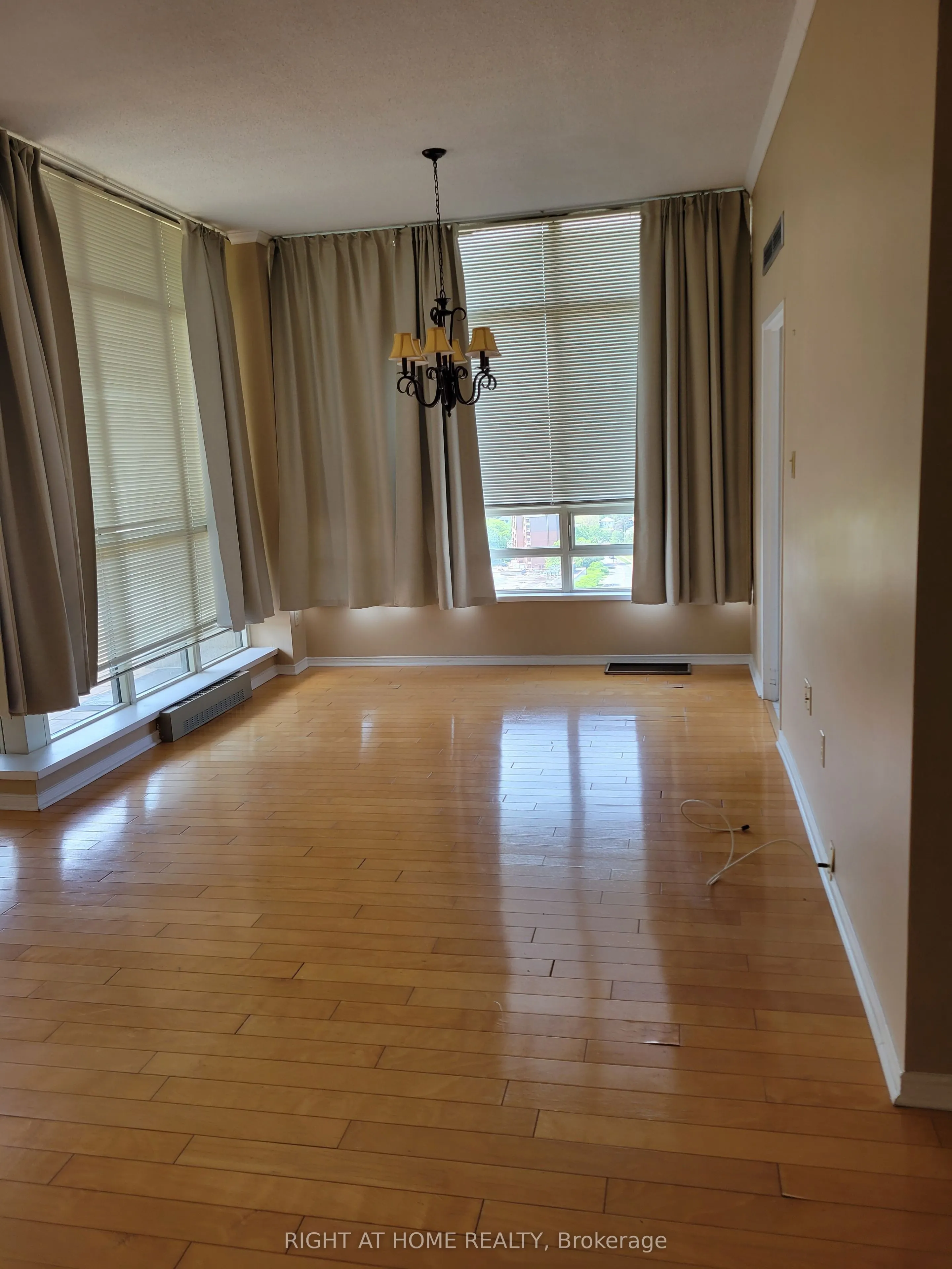 75 King Street E #PH2