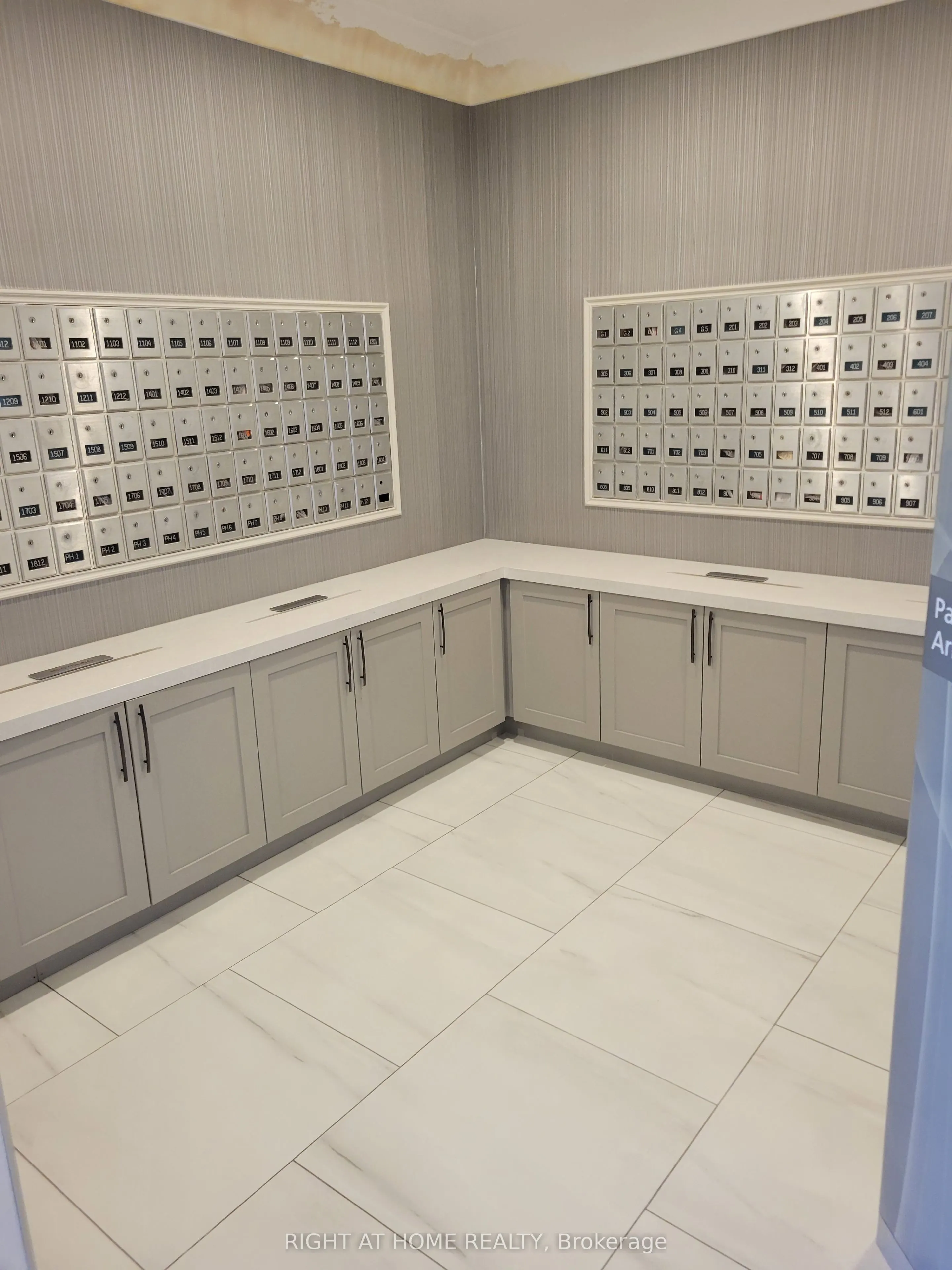 75 King Street E #PH2