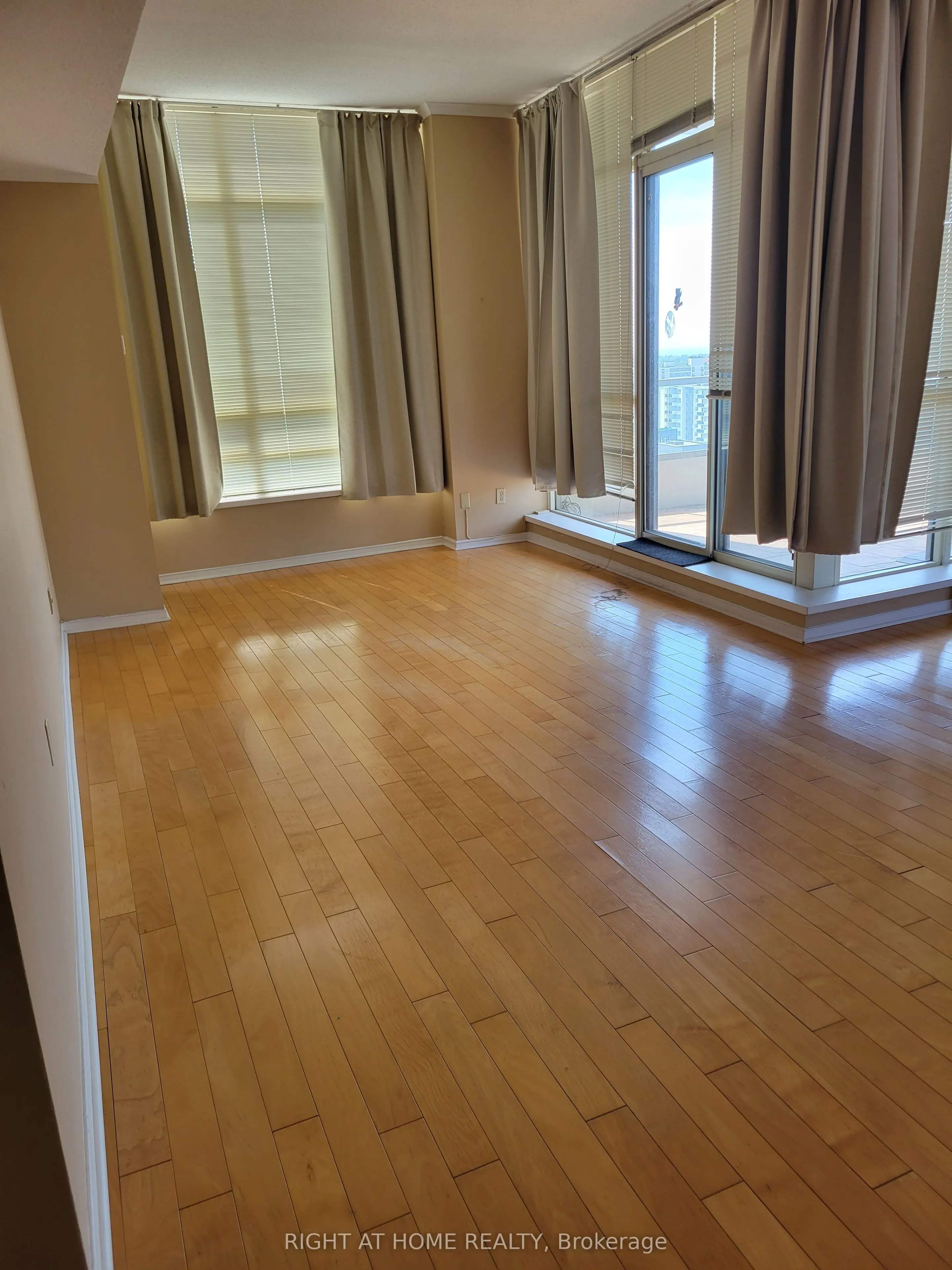 75 King Street E #PH2