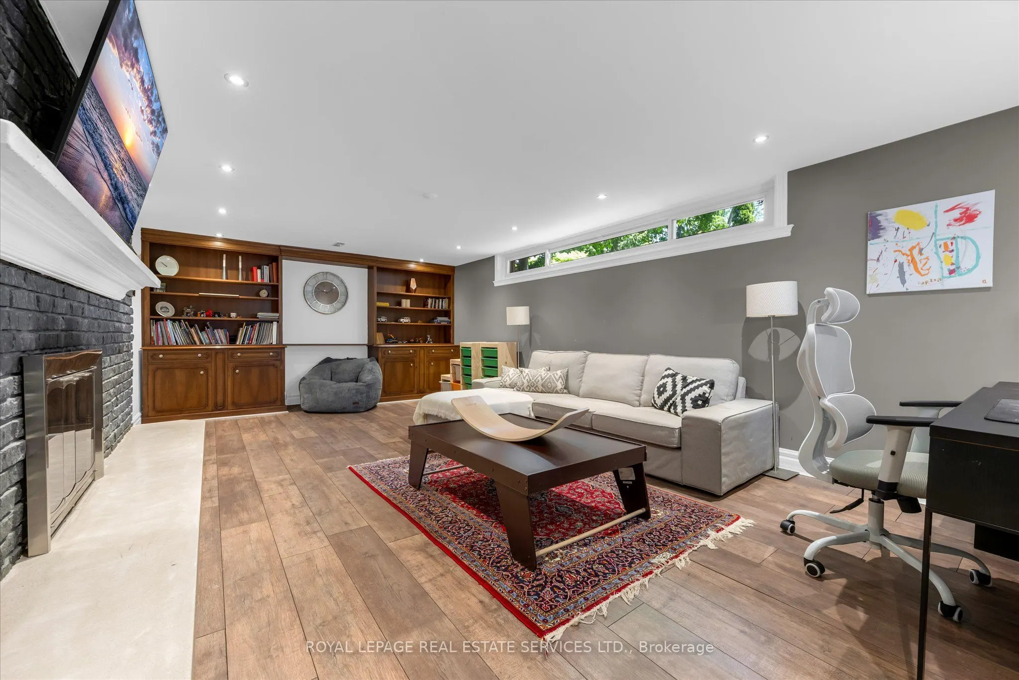 4163 Lakeshore Road