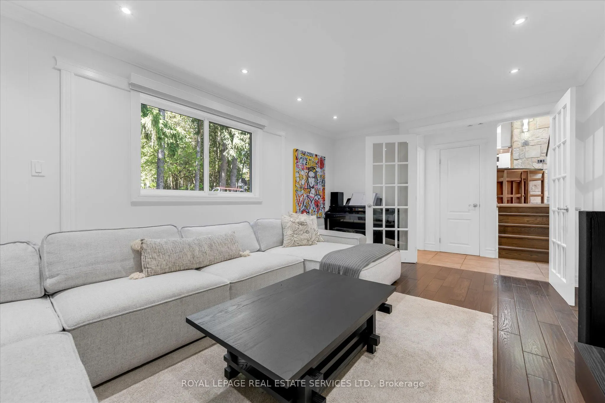 4163 Lakeshore Road