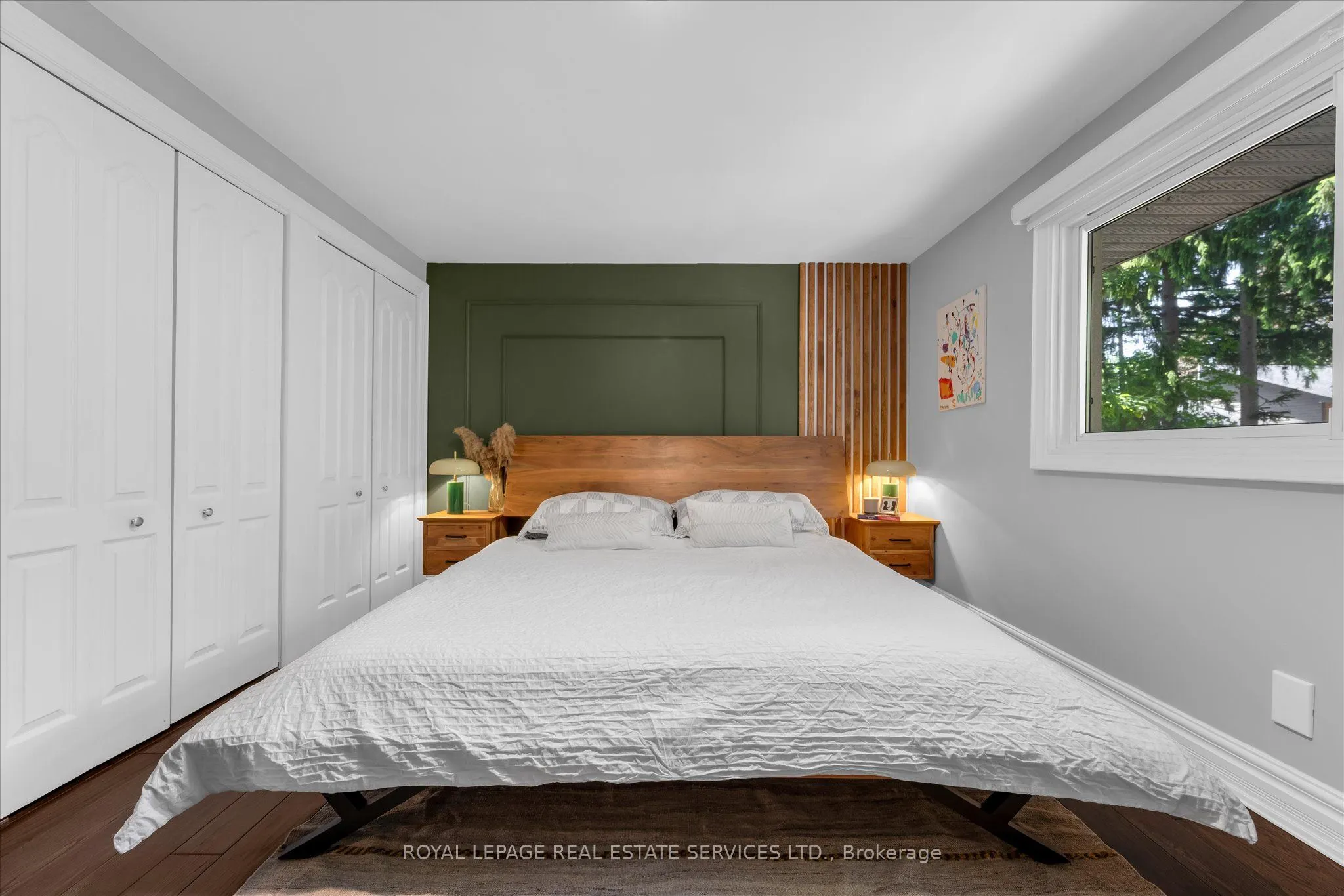 4163 Lakeshore Road