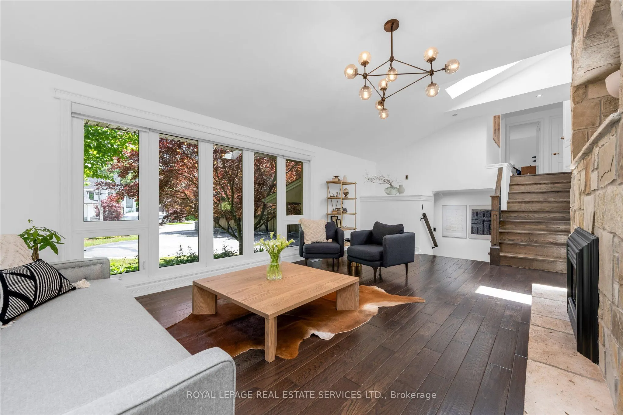 4163 Lakeshore Road