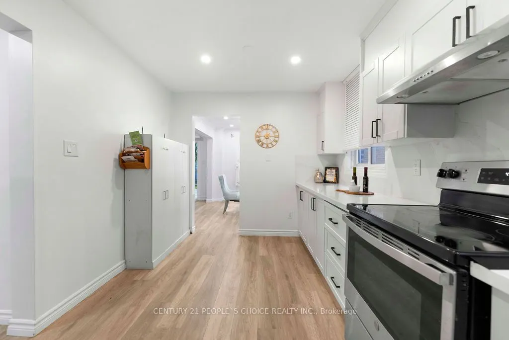 4053 Trapper Crescent