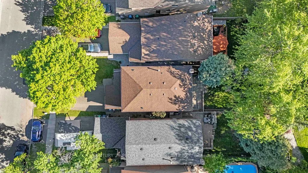 4053 Trapper Crescent