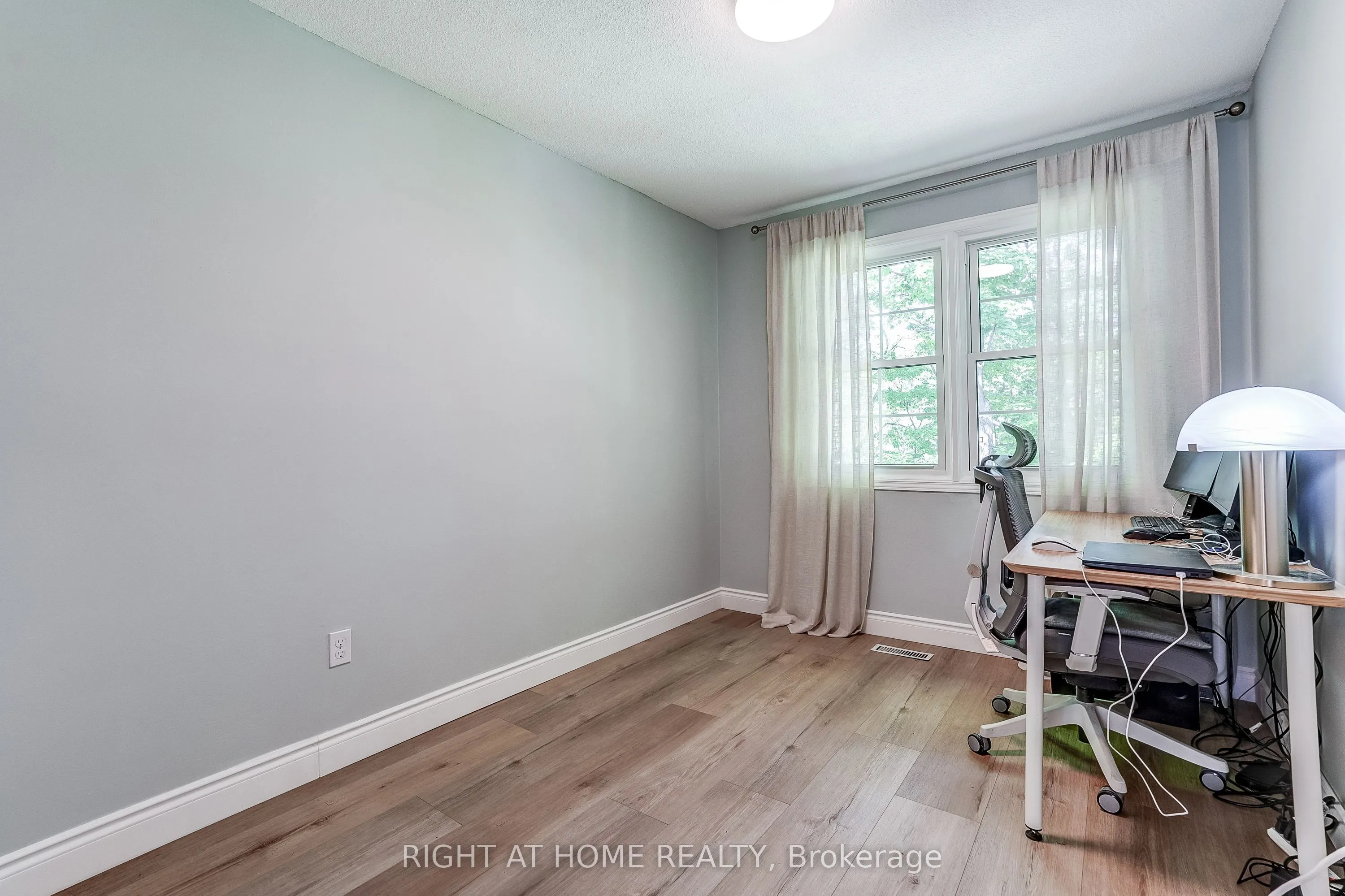 2120 Rathburn Road E #55