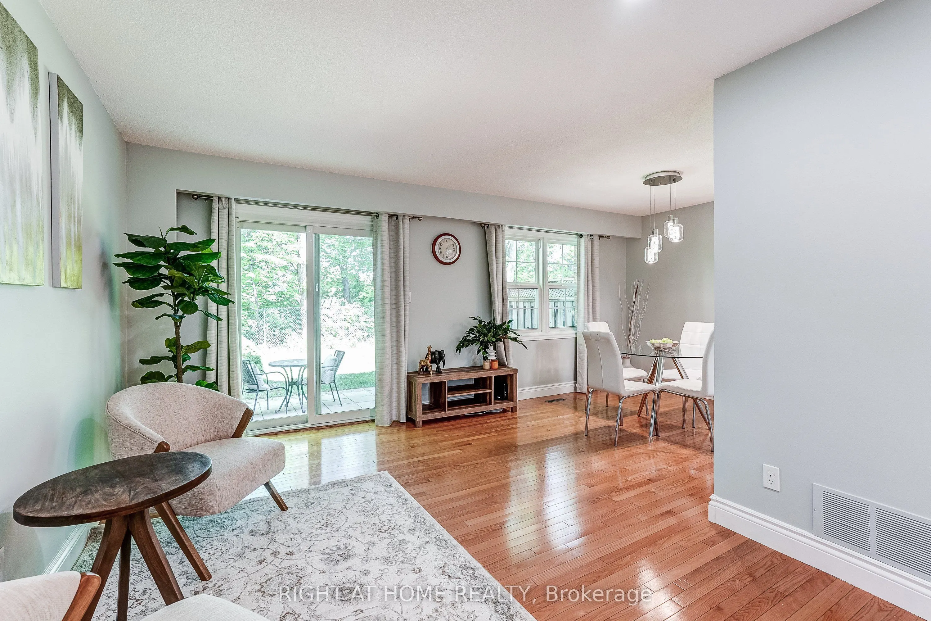 2120 Rathburn Road E #55