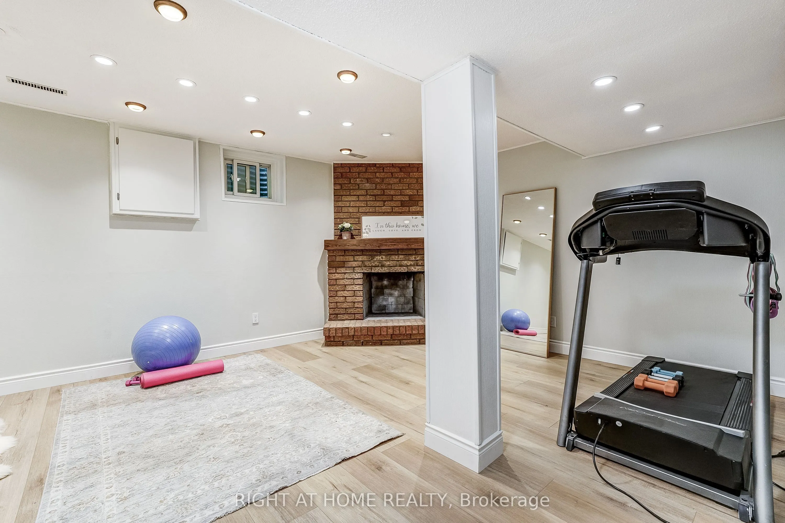 2120 Rathburn Road E #55