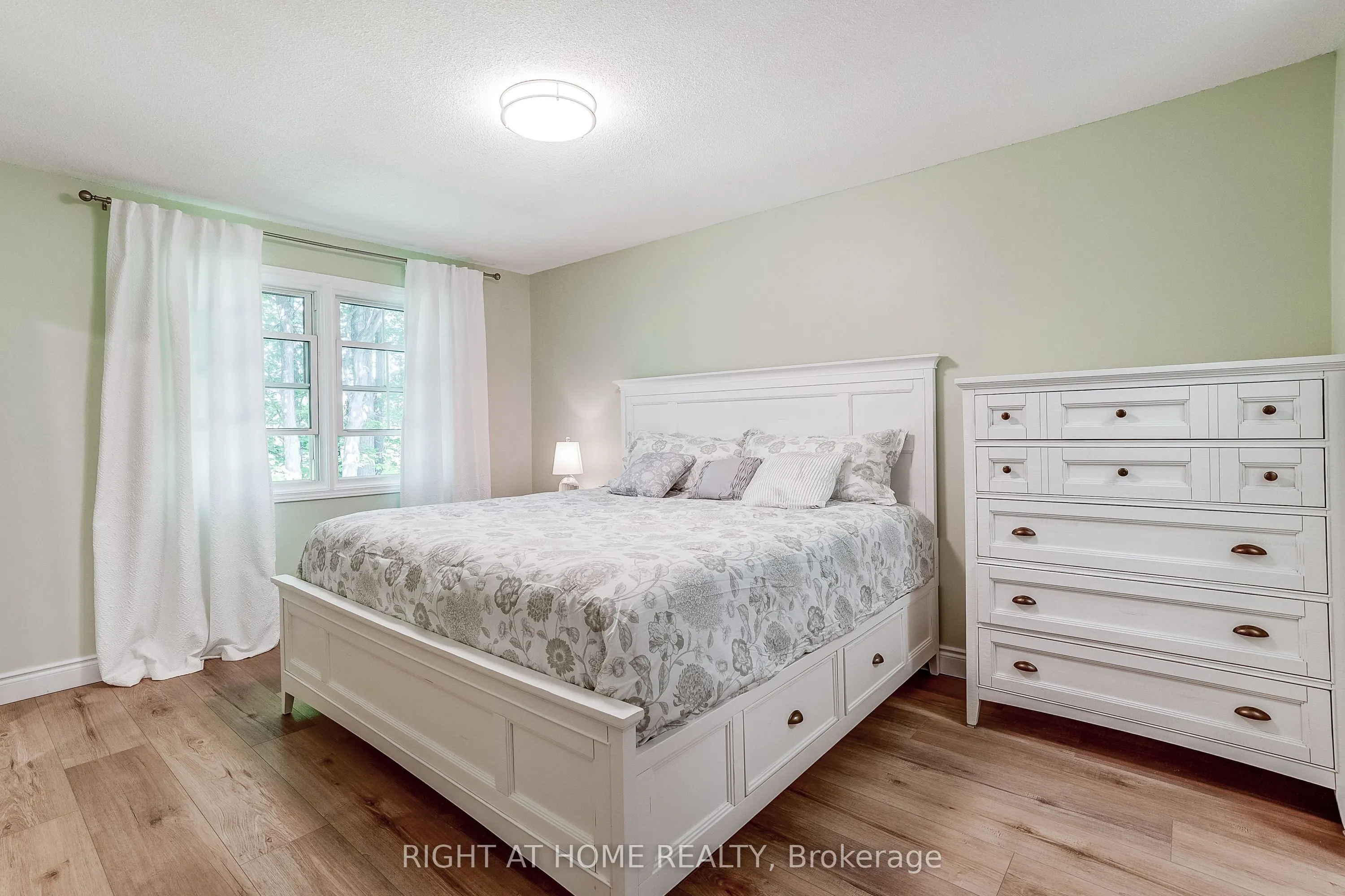 2120 Rathburn Road E #55