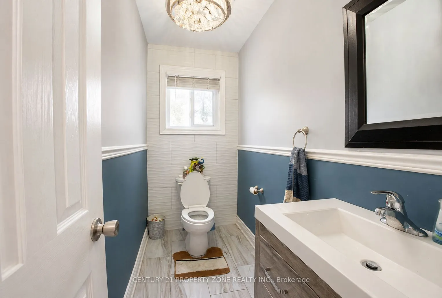 7652 Roselle Crescent
