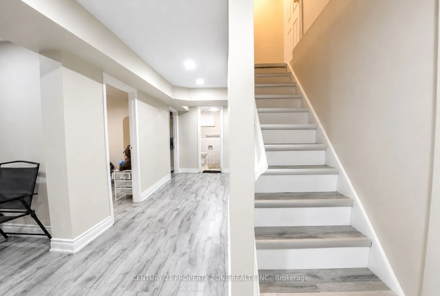 7652 Roselle Crescent