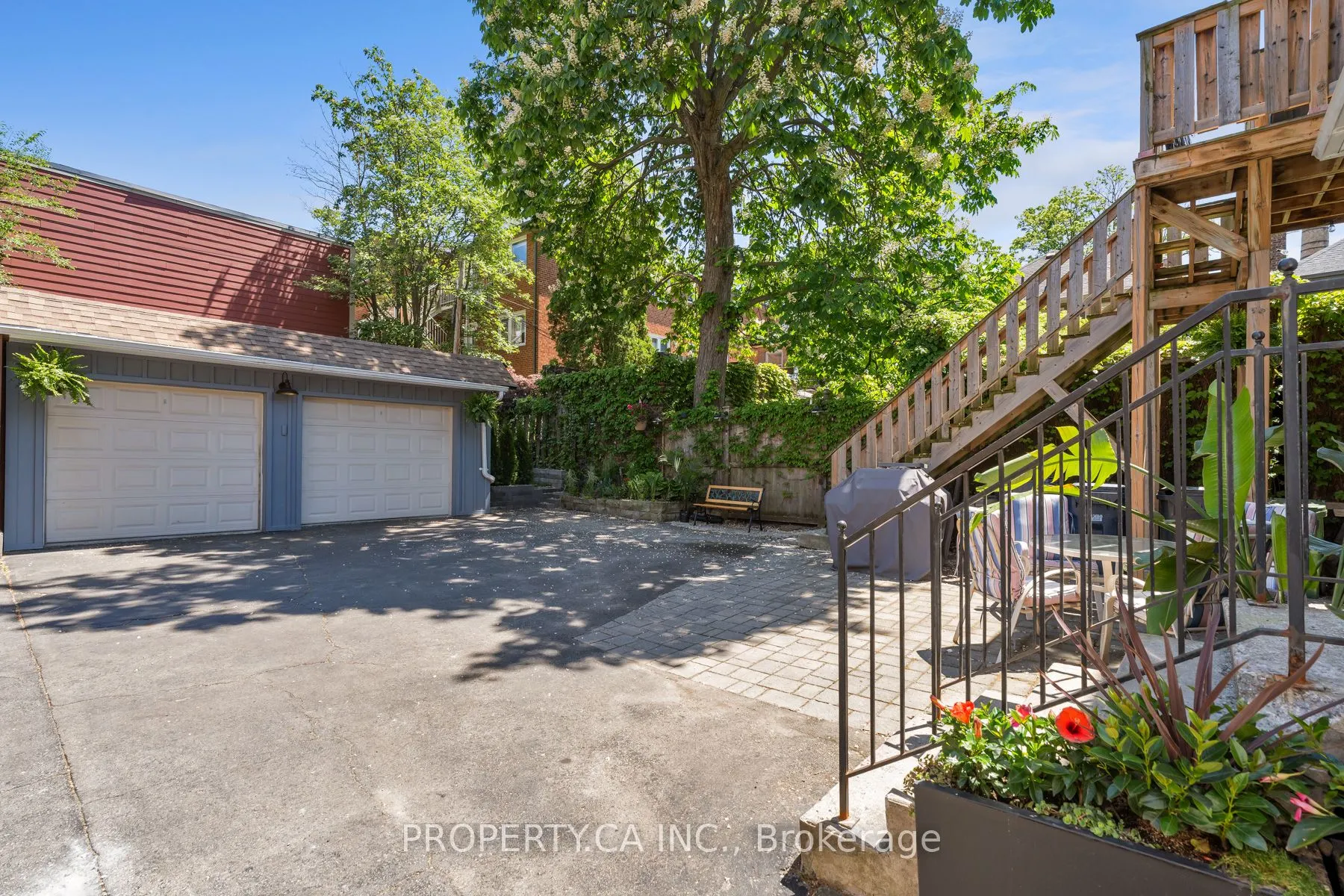 9 Fairview Avenue