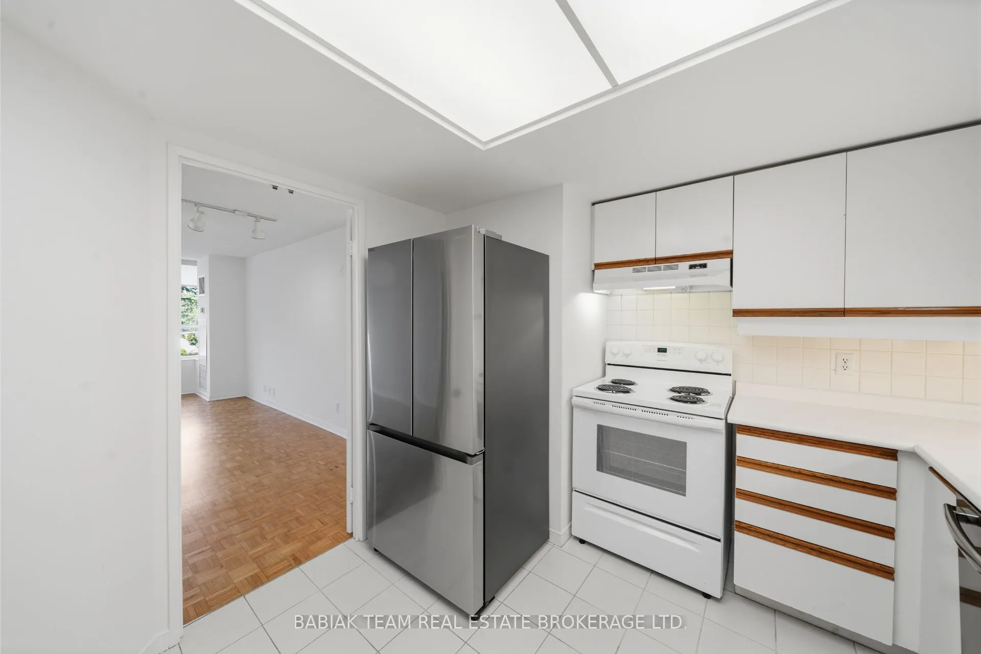 6 Humberline Drive #202