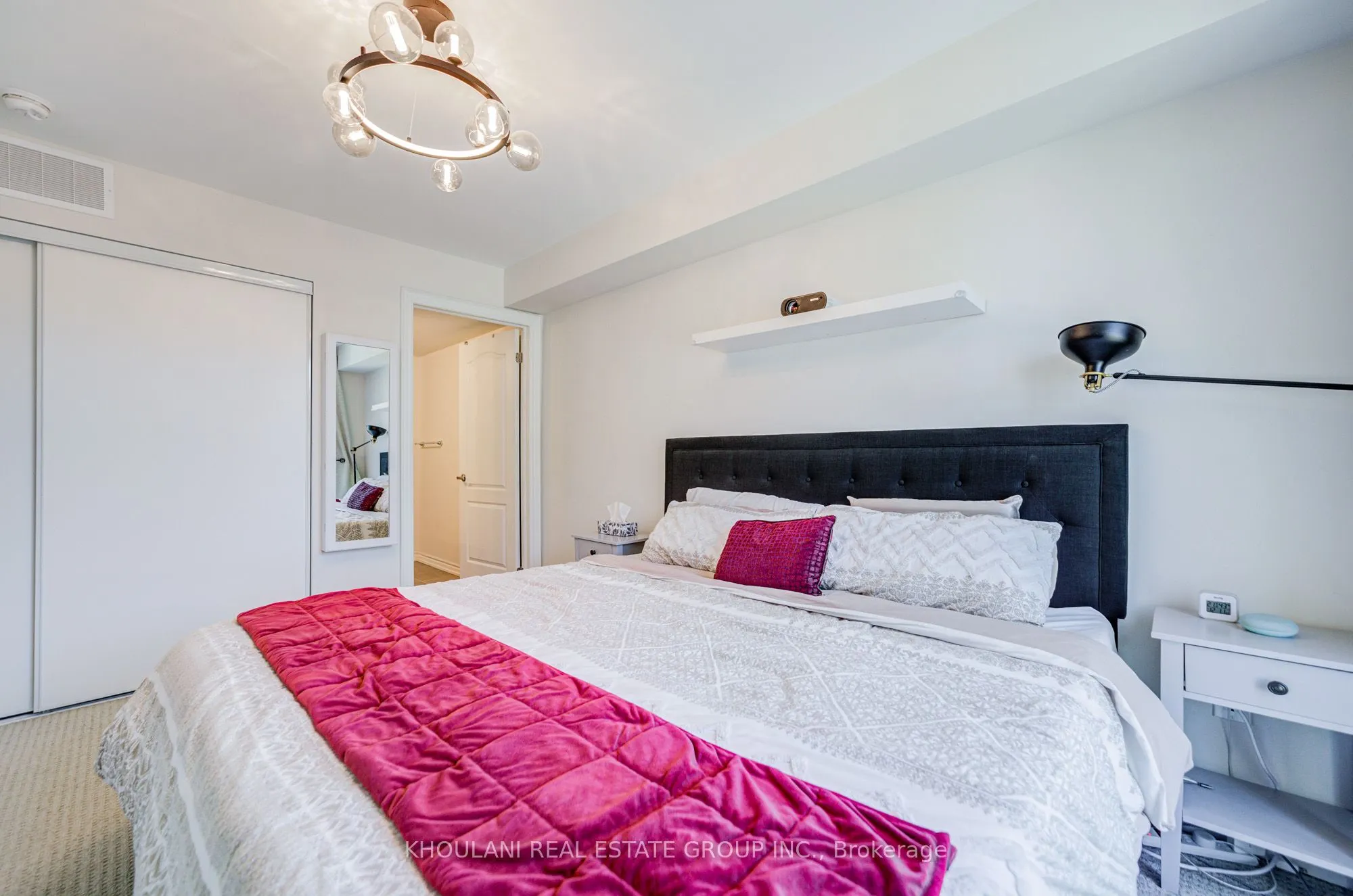 11 Applewood Lane #240