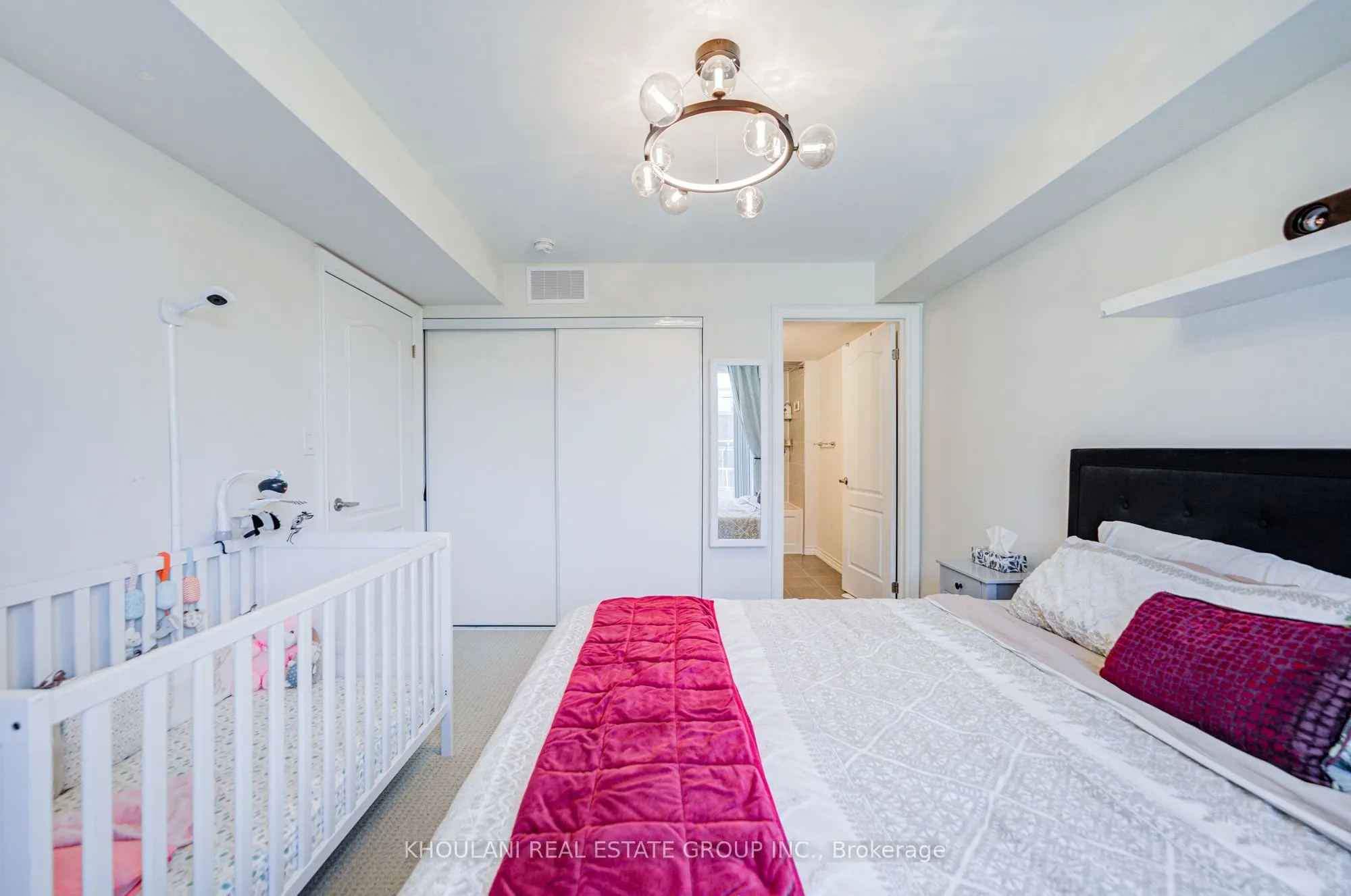 11 Applewood Lane #240