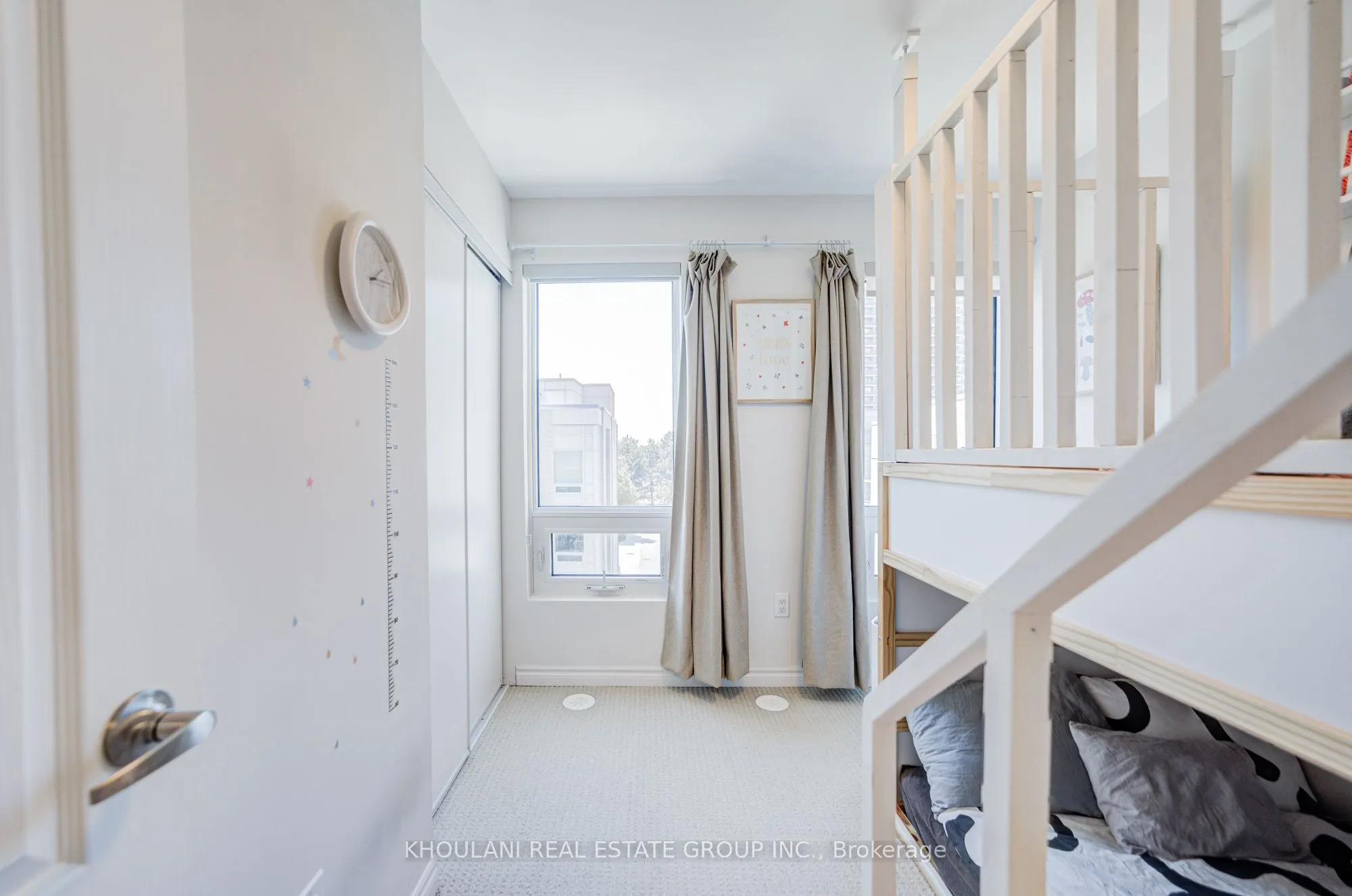 11 Applewood Lane #240