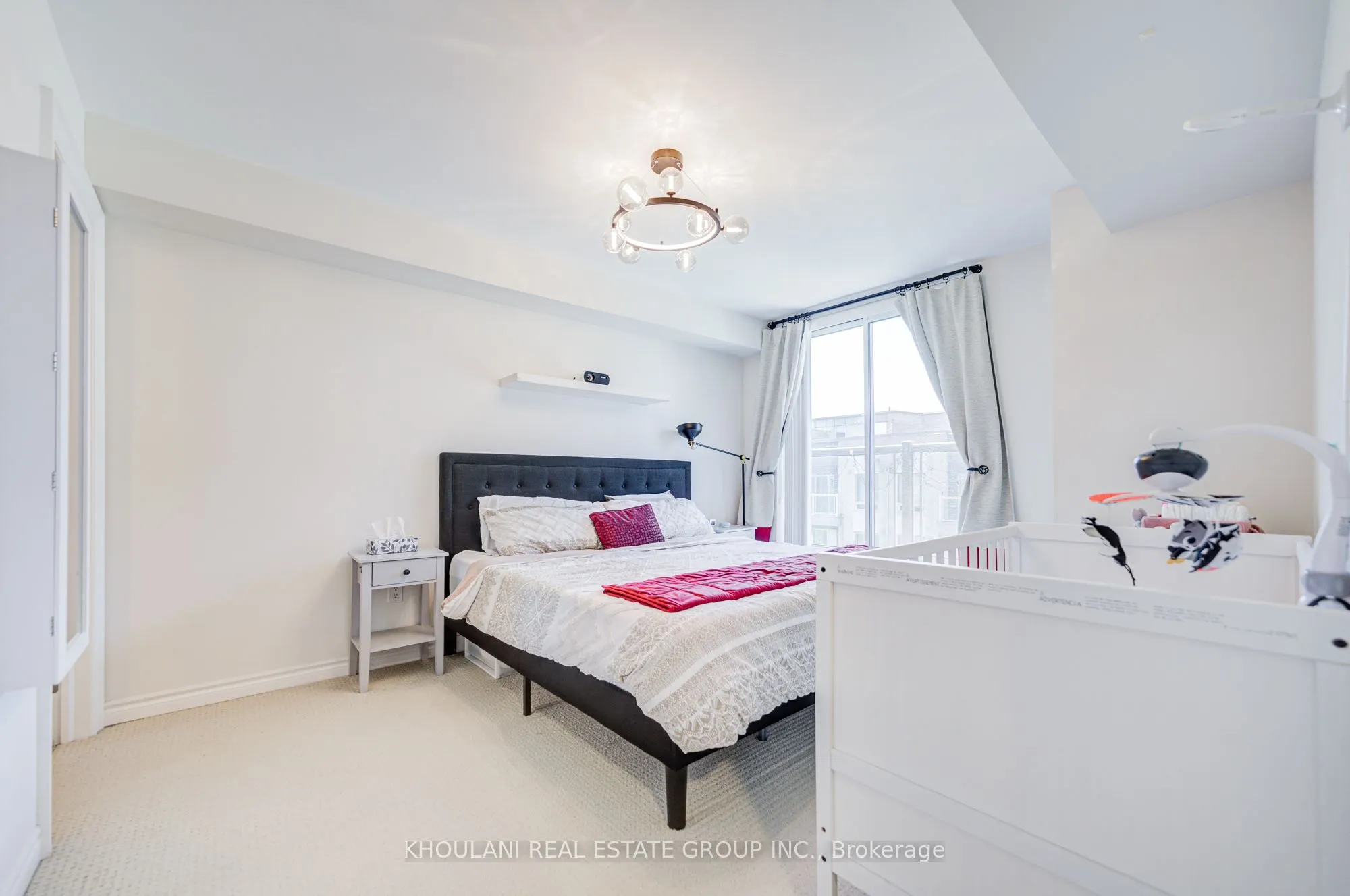 11 Applewood Lane #240