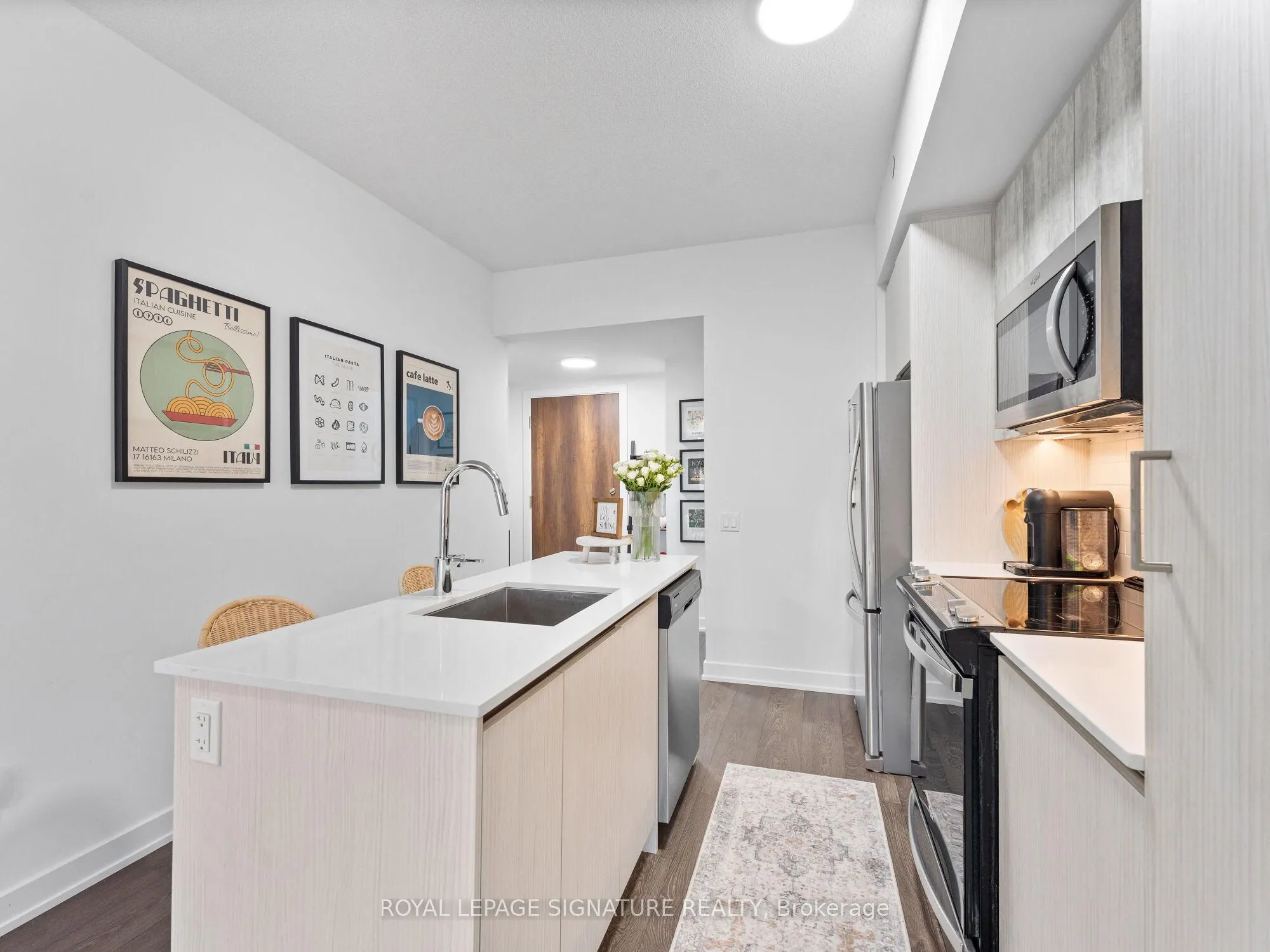 251 Manitoba Street S #132