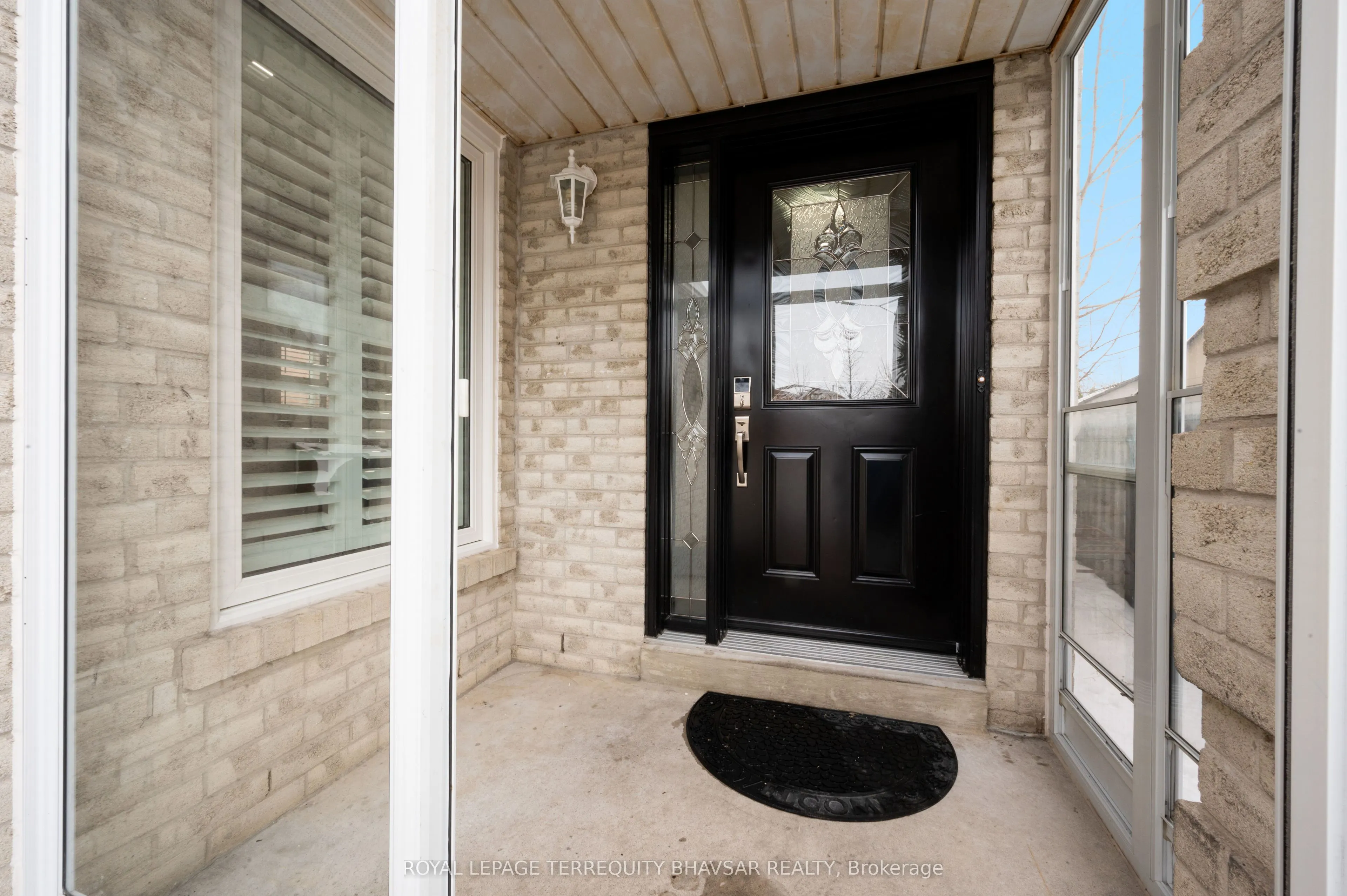 3118 Shadetree Drive