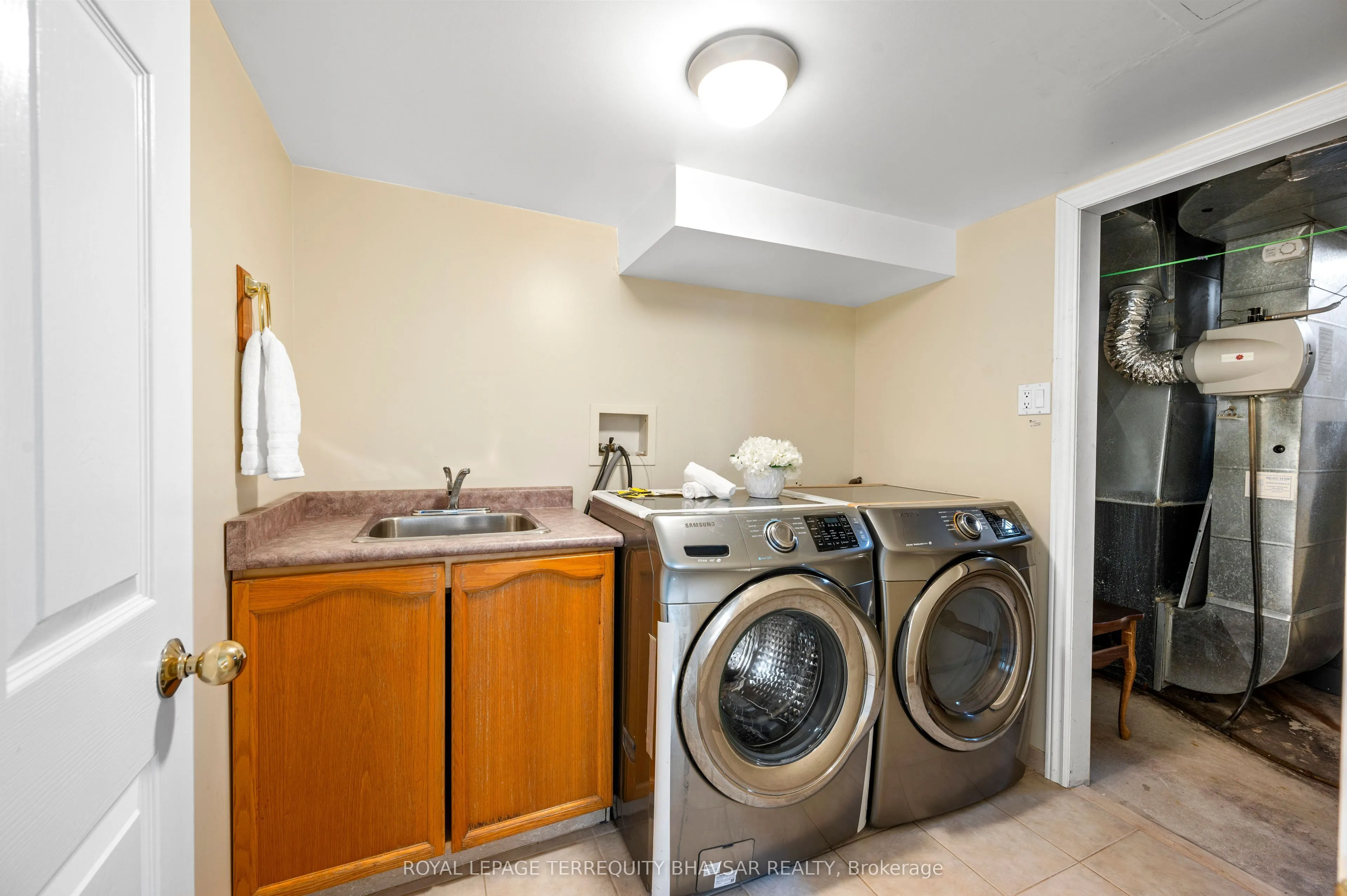 3118 Shadetree Drive