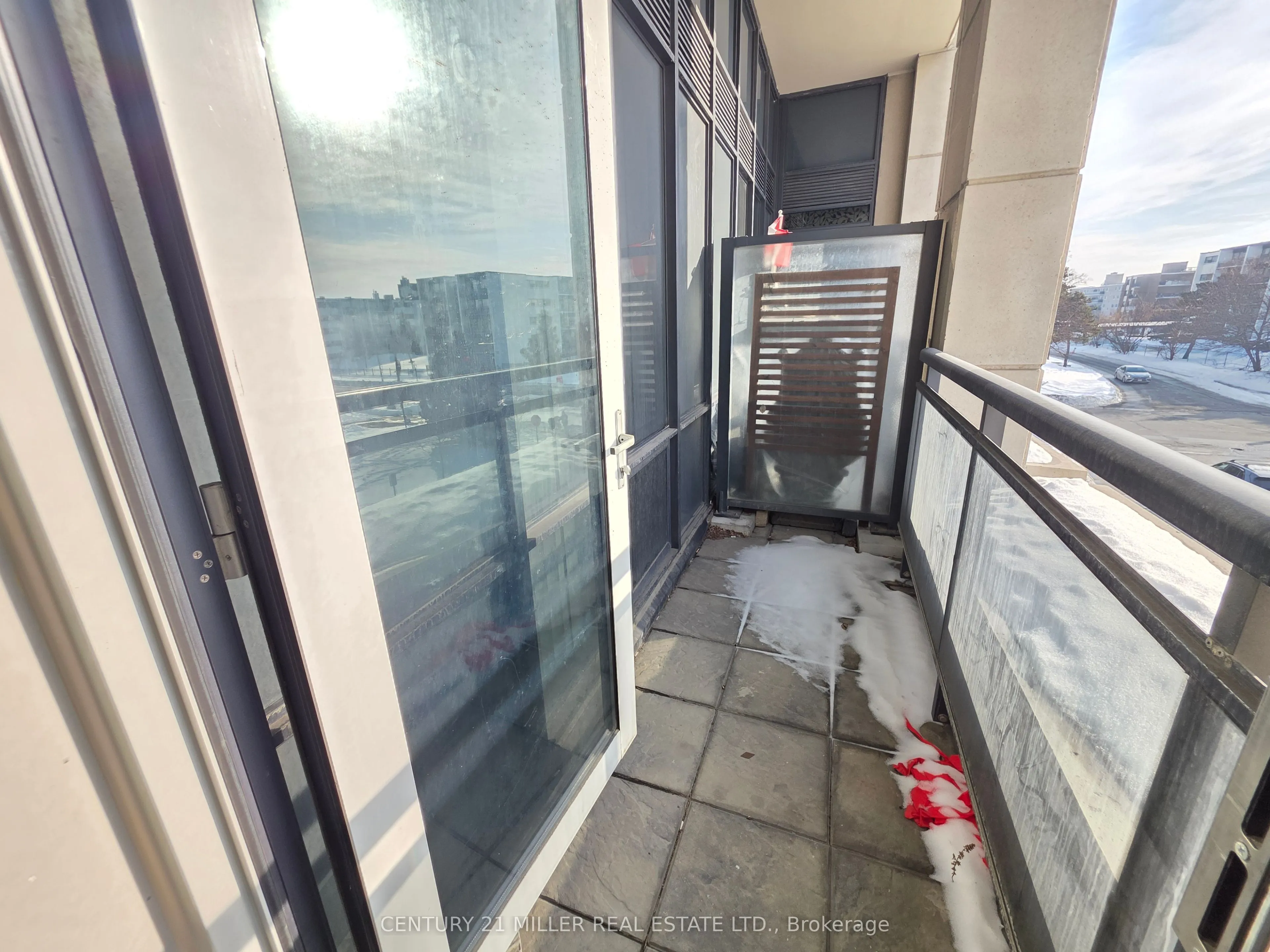 6 Eva Road #111