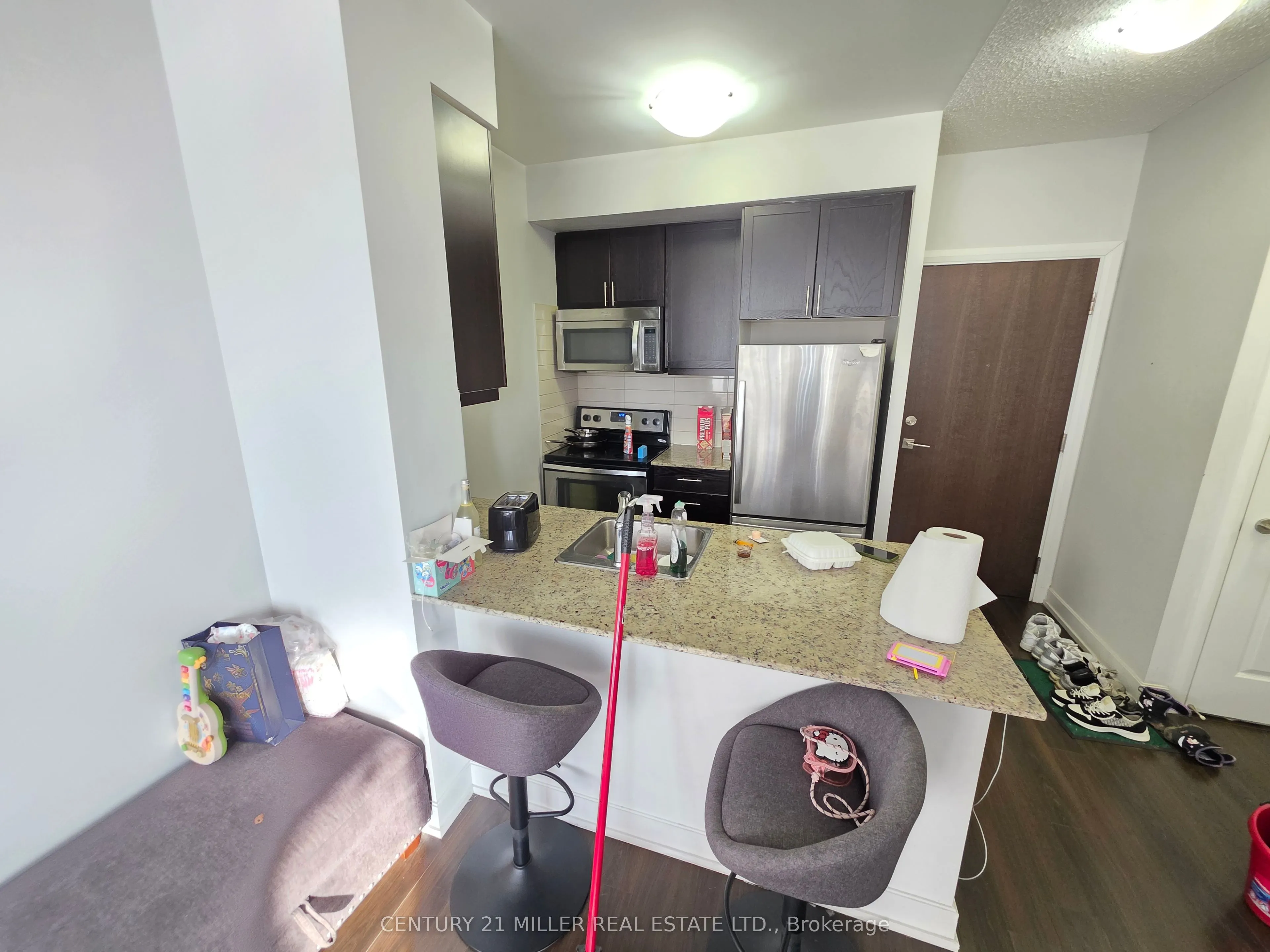 6 Eva Road #111