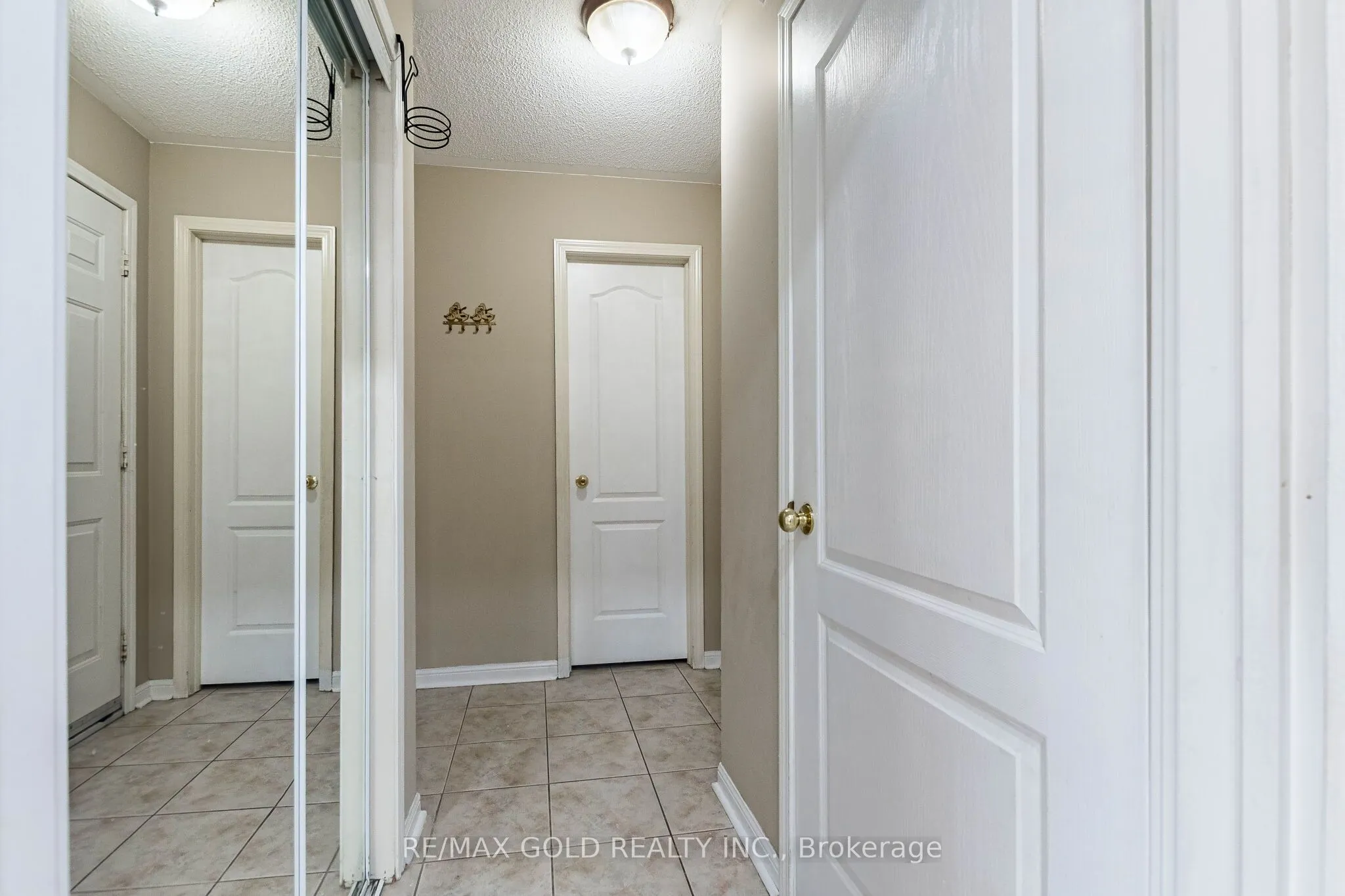 34 Worthington Avenue