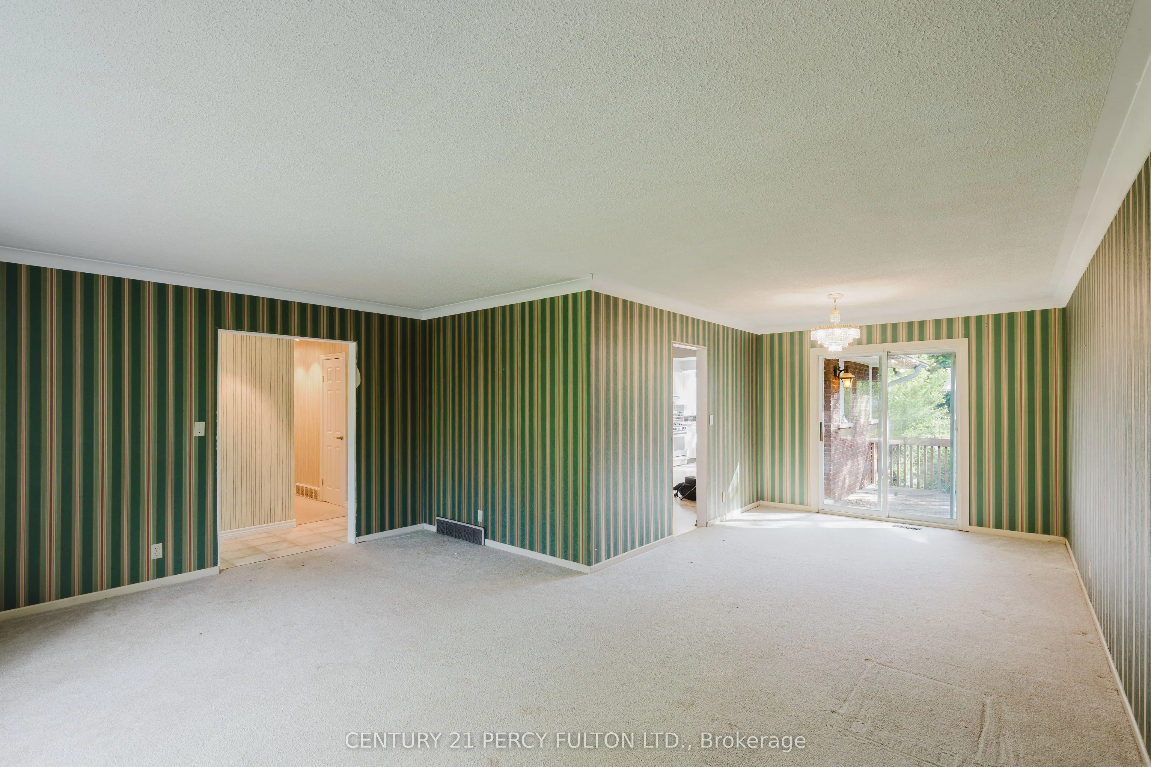 10208 Tenth Line