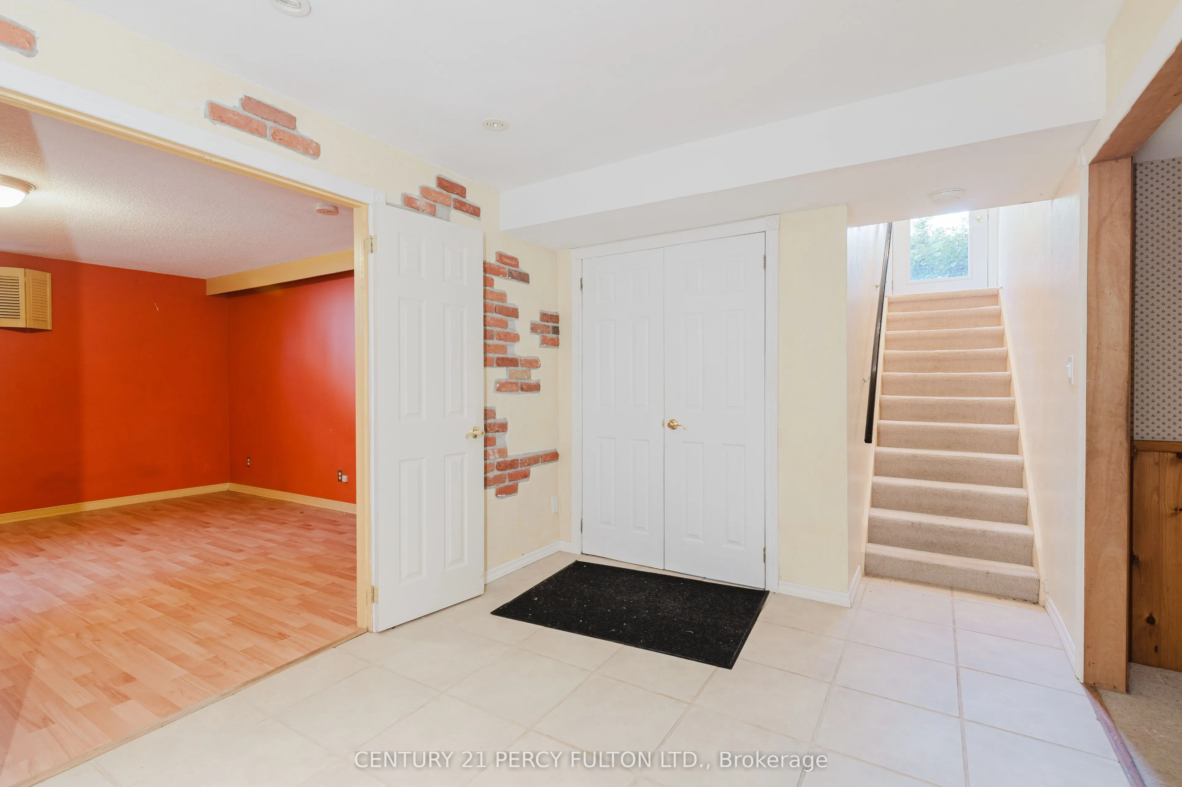 10208 Tenth Line