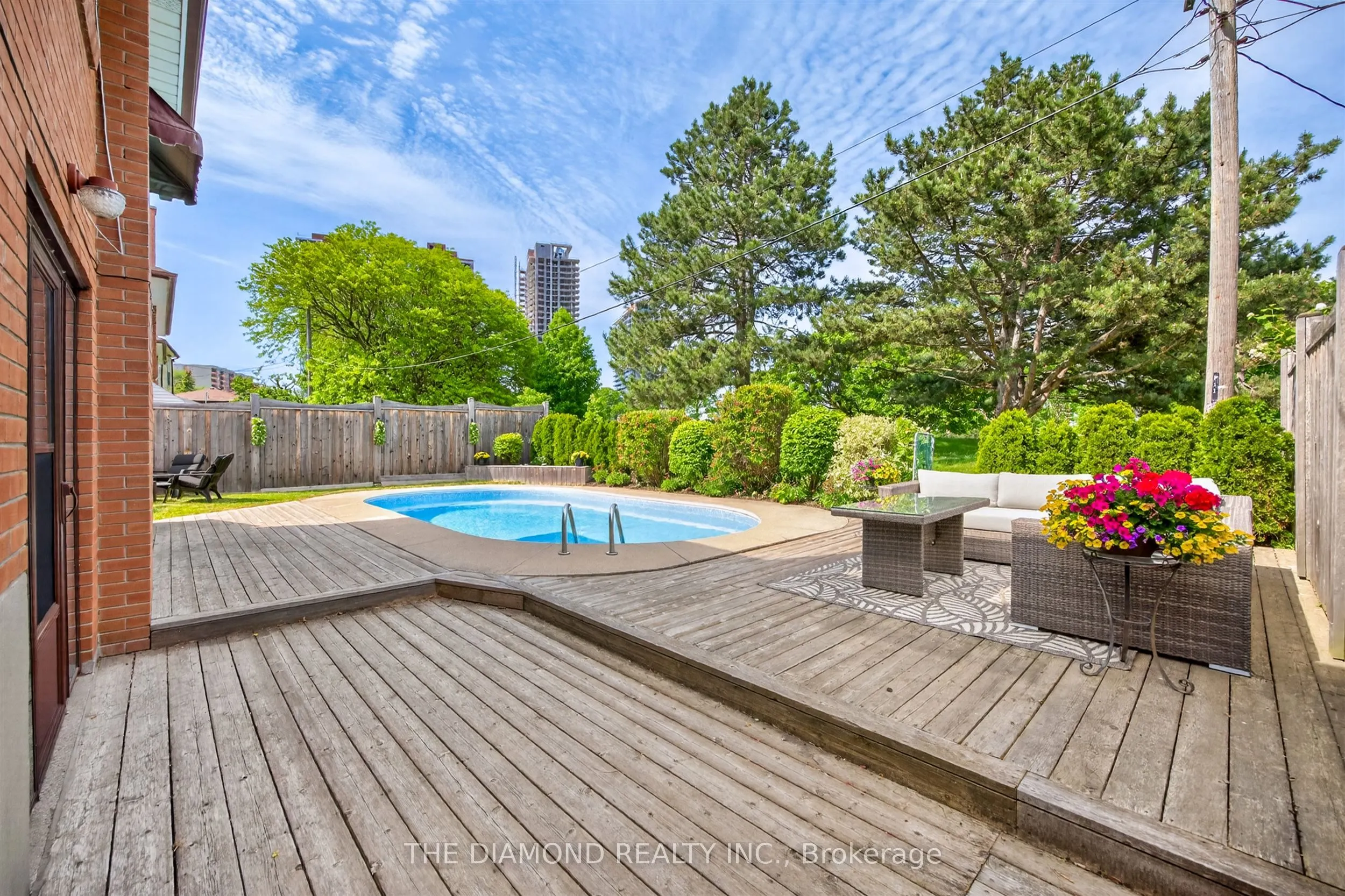 11 Swordbill Drive