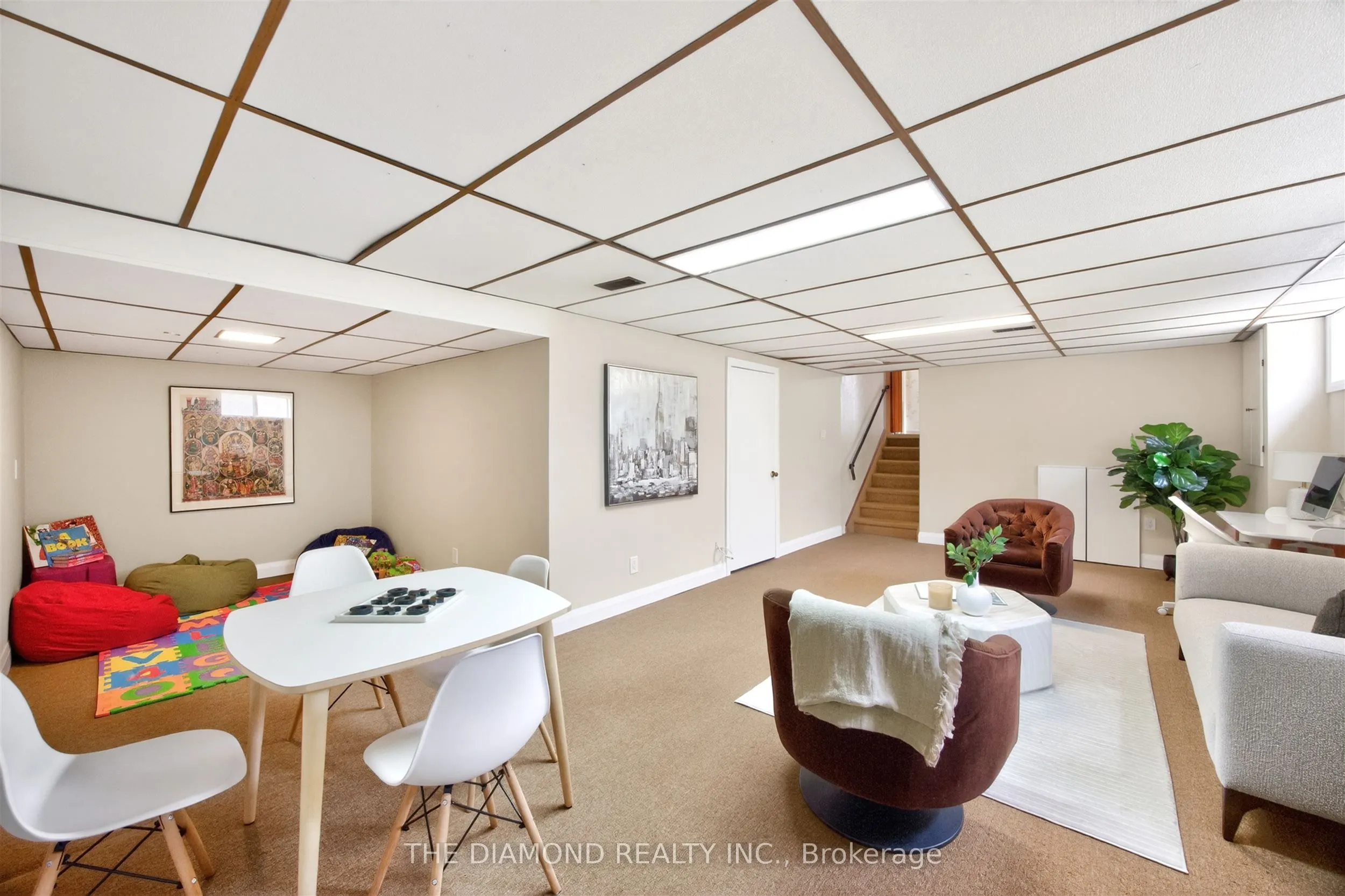 11 Swordbill Drive