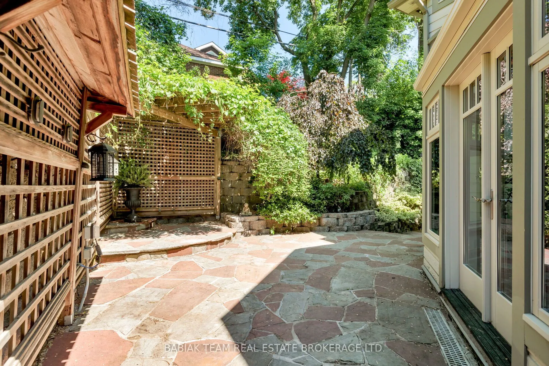 33 Halford Avenue
