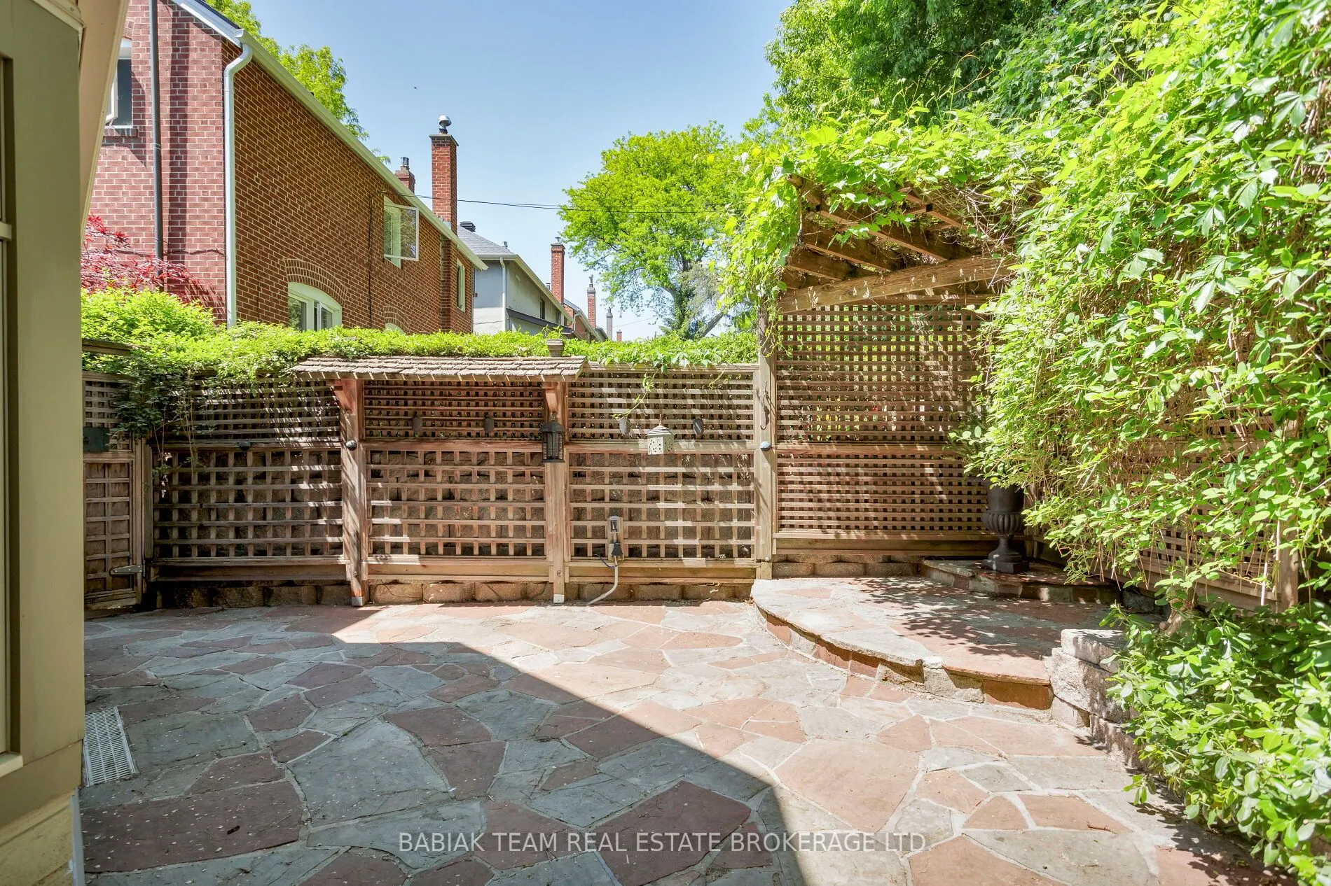 33 Halford Avenue